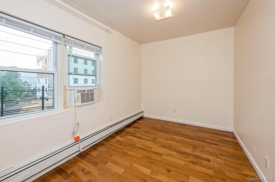 #16 photo, 84 Ravine Avenue, Yonkers , NY 10701