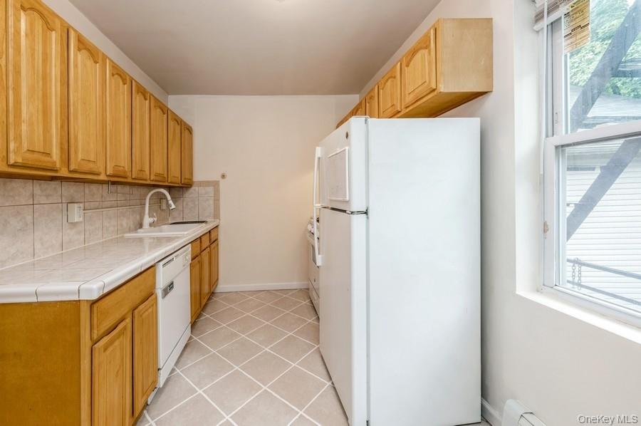 #17 photo, 84 Ravine Avenue, Yonkers , NY 10701