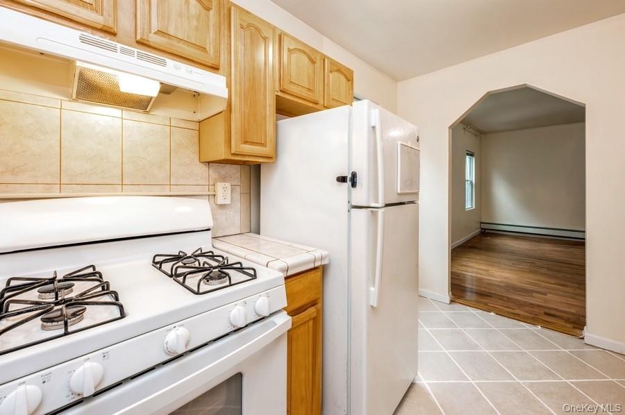 #20 photo, 84 Ravine Avenue, Yonkers , NY 10701