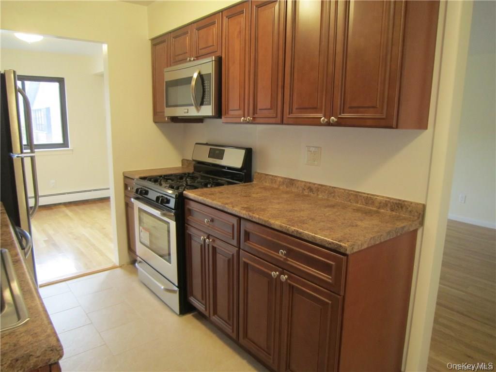 #5 photo, 12 Charles Lane, Pomona , NY 10970