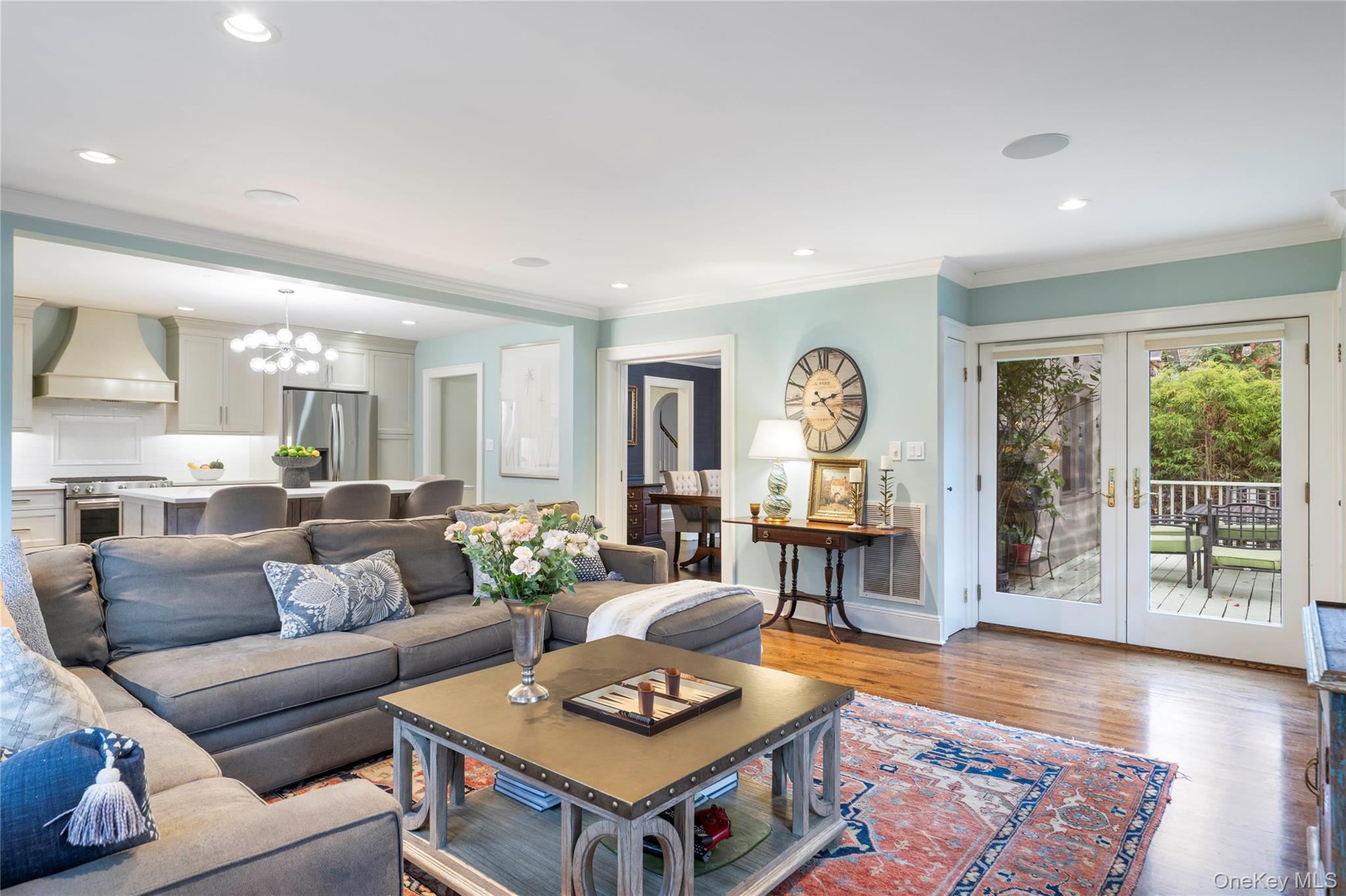 #15 photo, 6 Meadow Way, Irvington , NY 10533