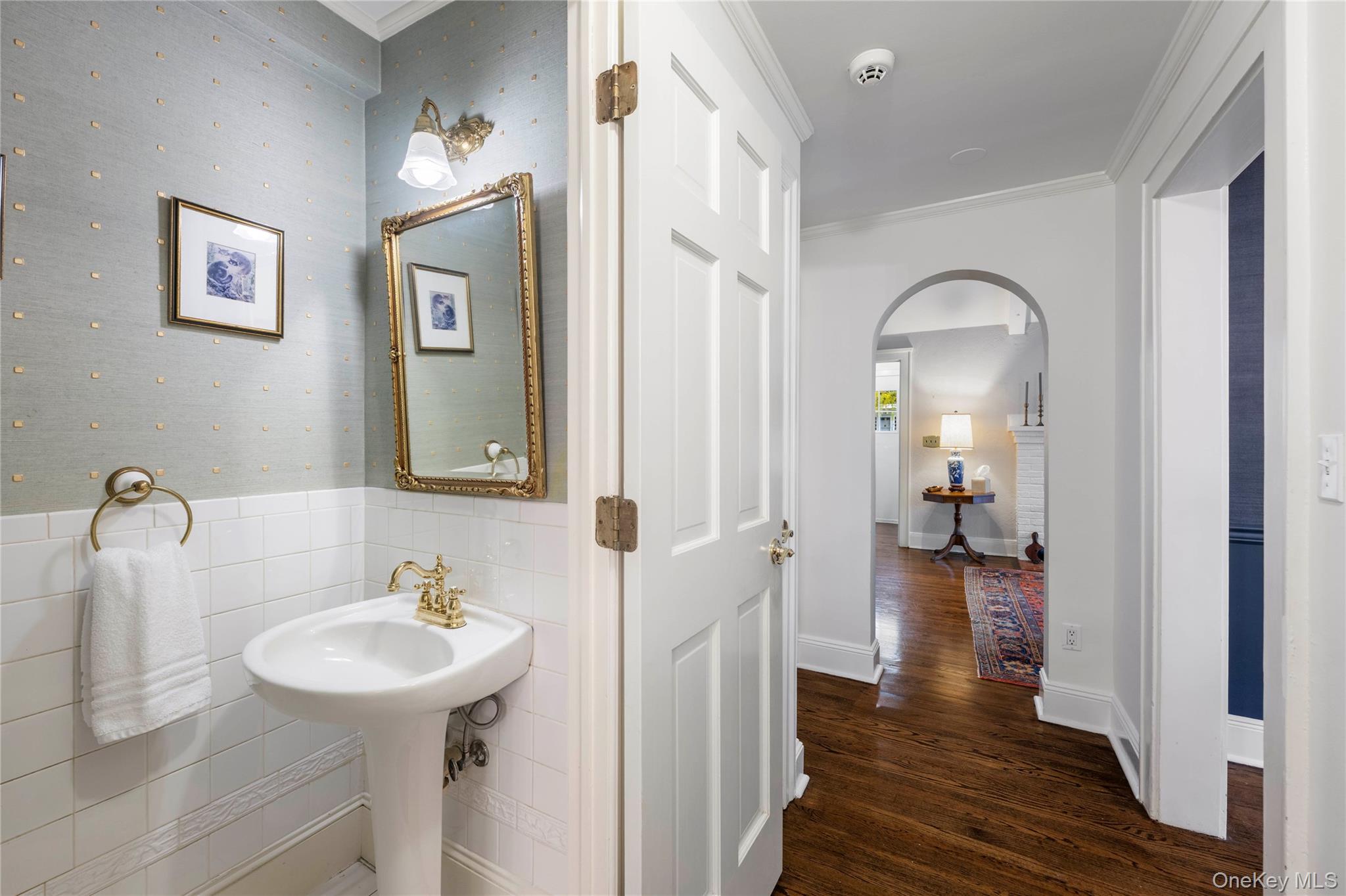 #17 photo, 6 Meadow Way, Irvington , NY 10533