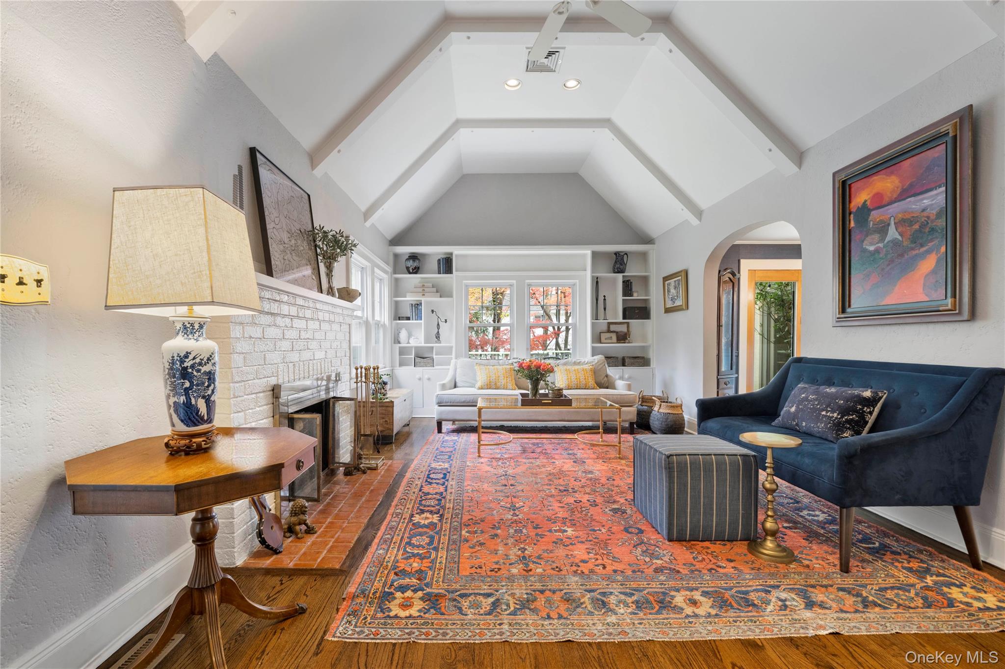 #5 photo, 6 Meadow Way, Irvington , NY 10533