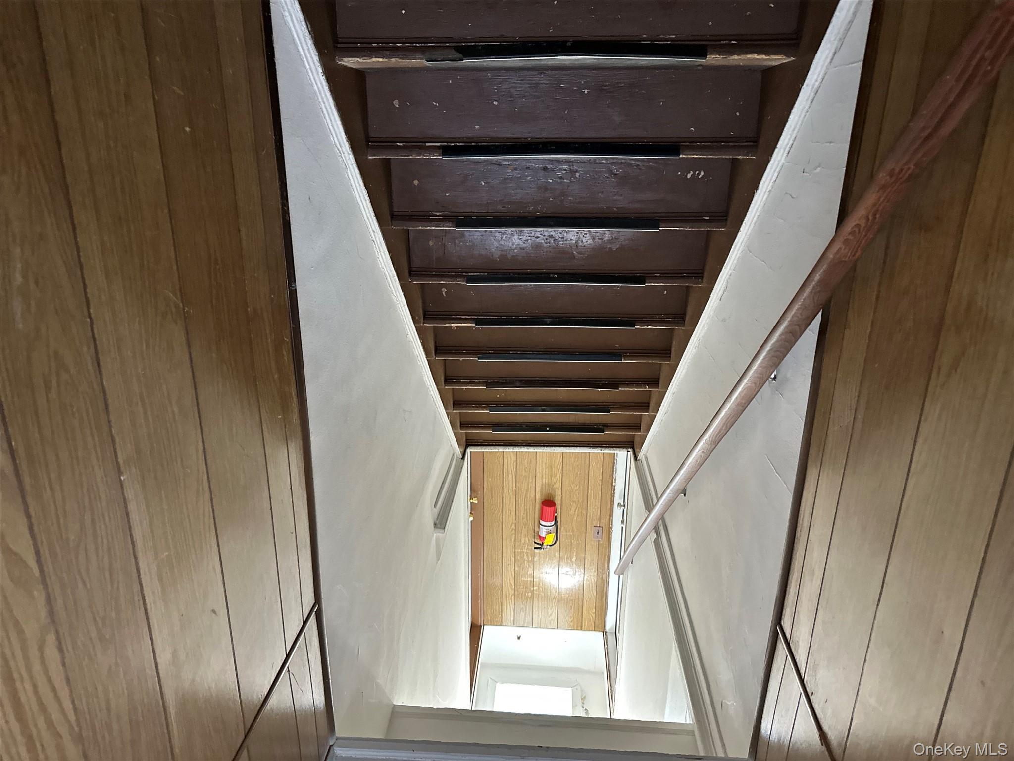 #16 photo, 232 Fifth Avenue, Pelham , NY 10803