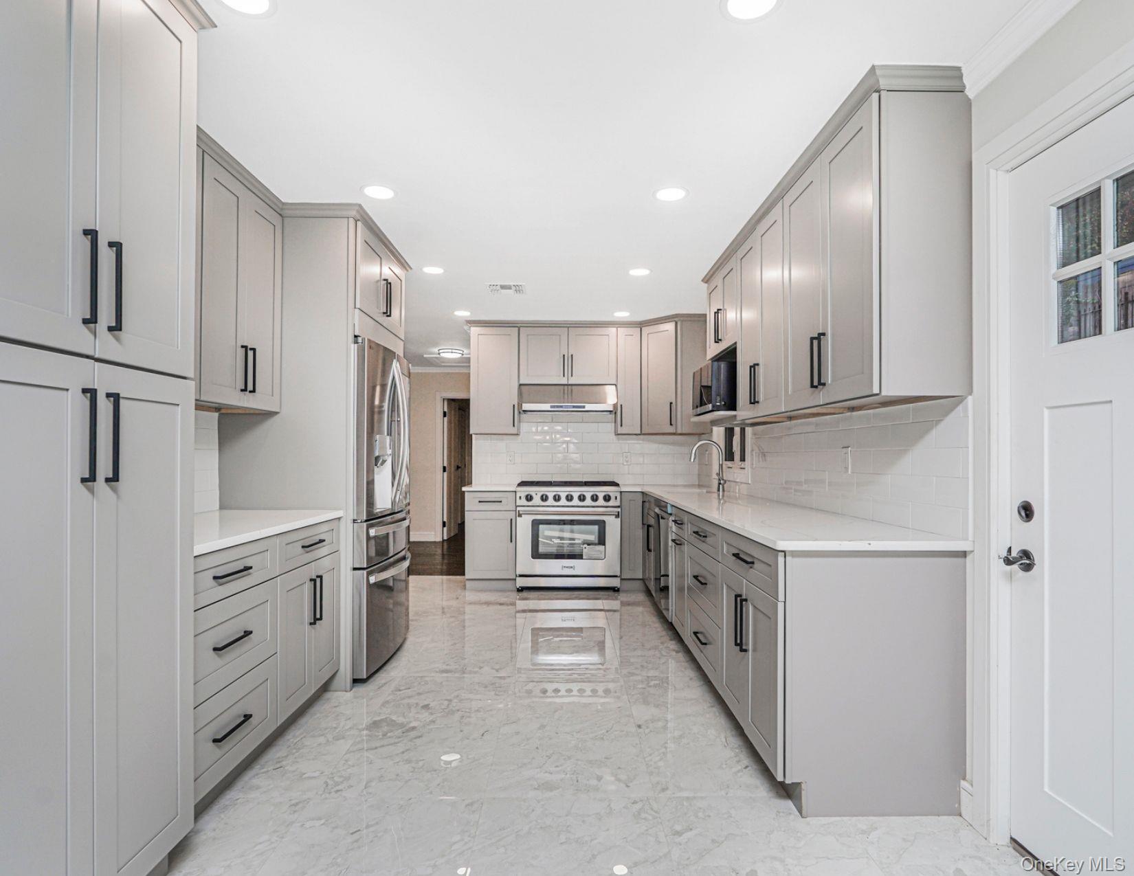 #11 photo, 113 Longview Road, Staten Island , NY 10304