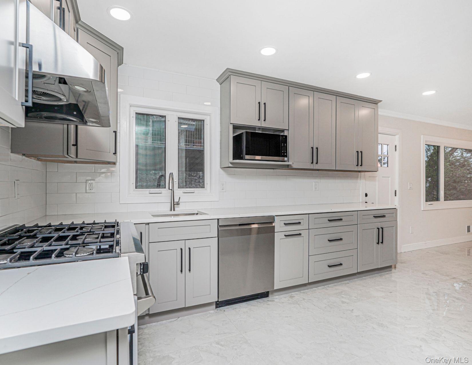 #12 photo, 113 Longview Road, Staten Island , NY 10304