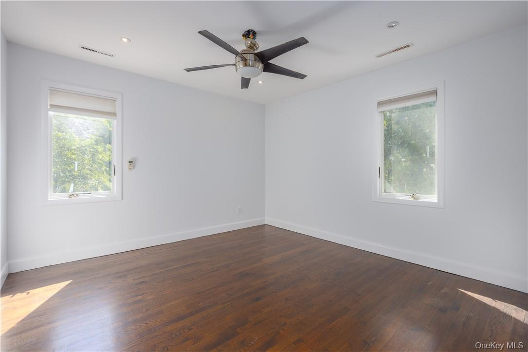 #20 photo, 691 Wilmot Road, Scarsdale , NY 10583