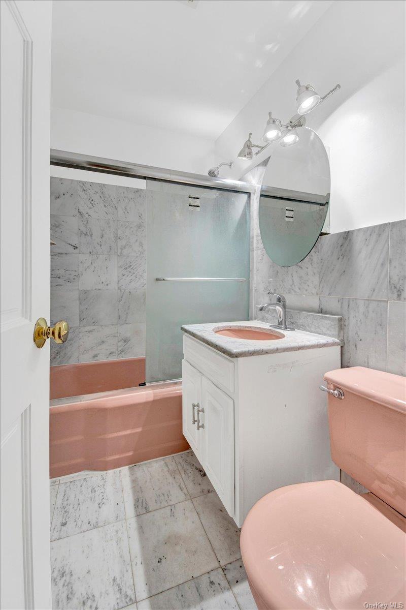 #12 photo, 251 Buttrick Avenue, Bronx , NY 10465