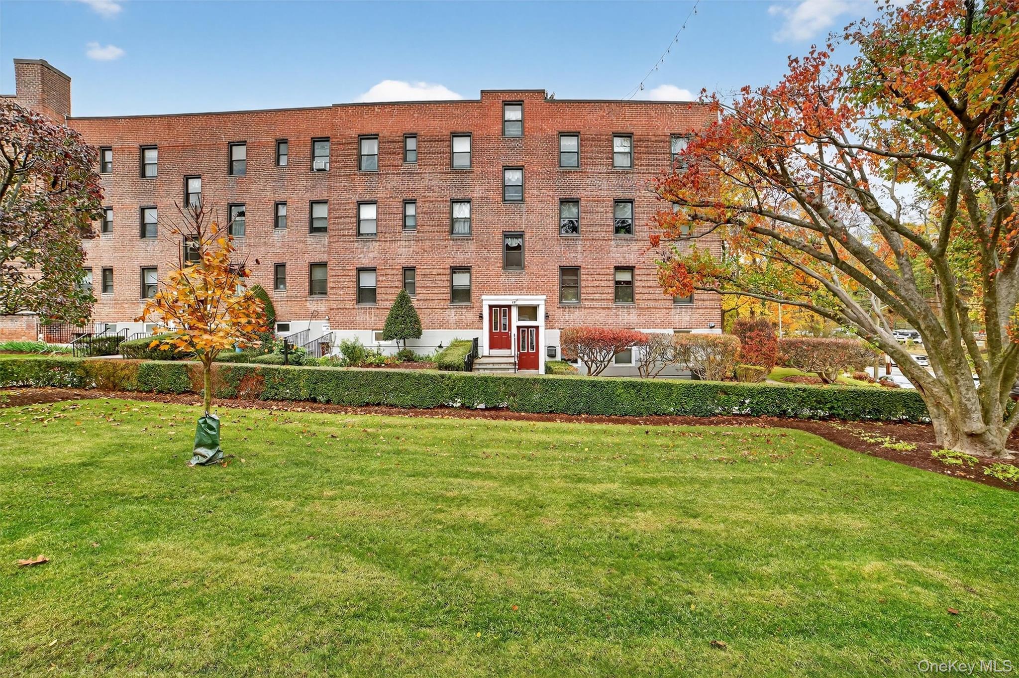 #4 photo, 14 S Broadway, Irvington , NY 10533