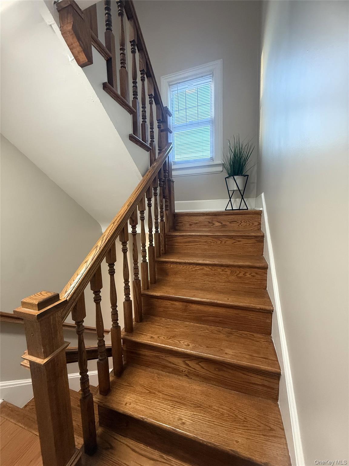 #2 photo, 260 Gainsborg Avenue, West Harrison , NY 10604