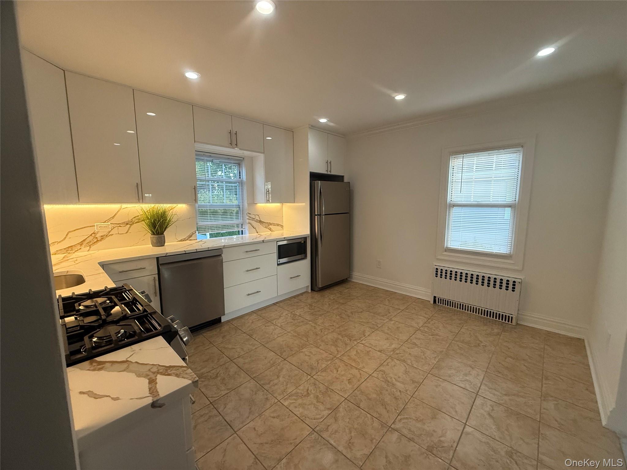 #6 photo, 260 Gainsborg Avenue, West Harrison , NY 10604