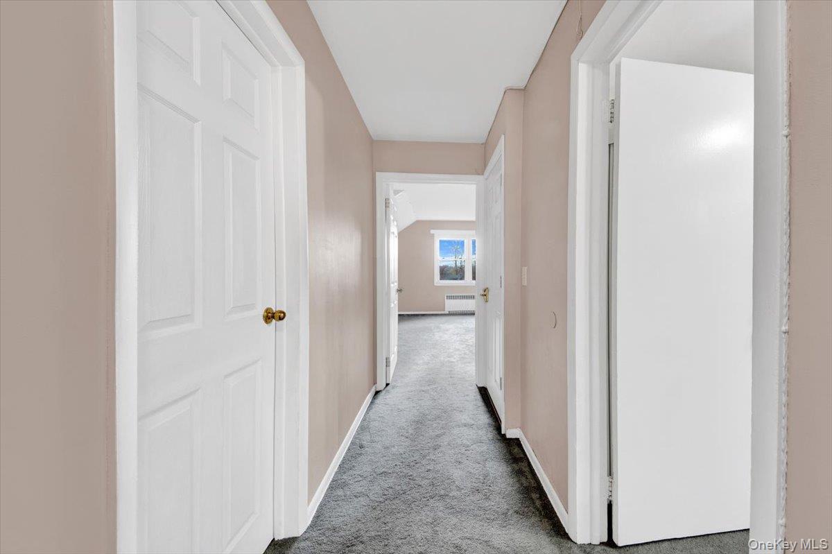 #19 photo, 169 Old Mamaroneck Road, White Plains , NY 10605