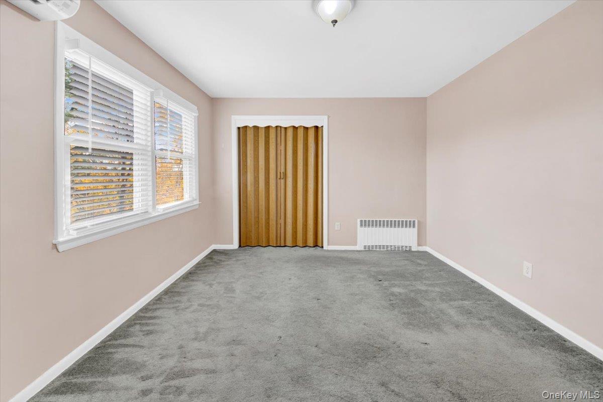 #9 photo, 169 Old Mamaroneck Road, White Plains , NY 10605