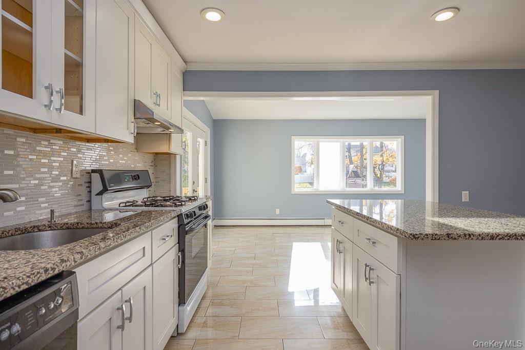 #9 photo, 7 Southpark Drive, Garnerville , NY 10923