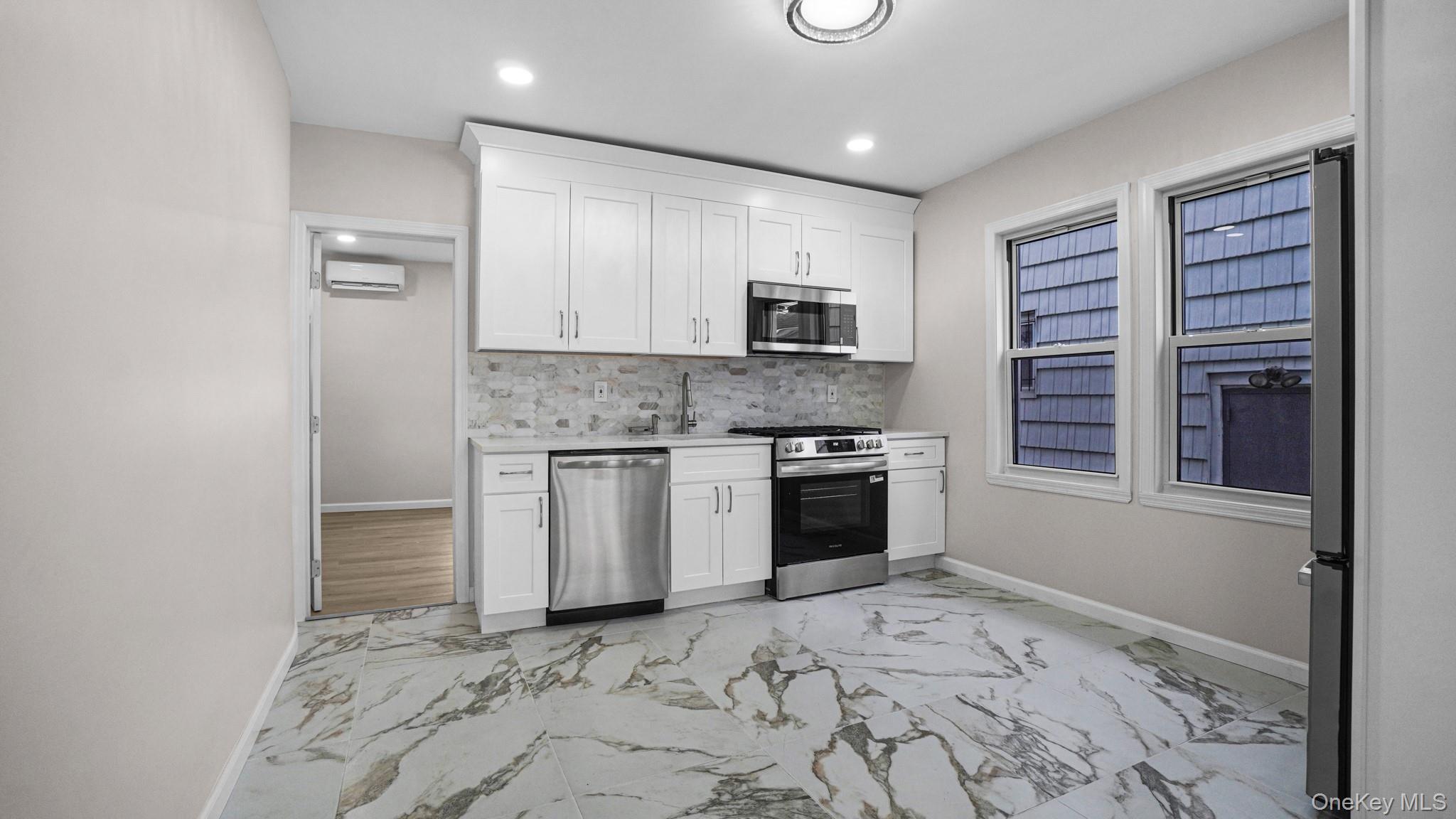 #6 photo, 11611 148th Street, Jamaica , NY 11436