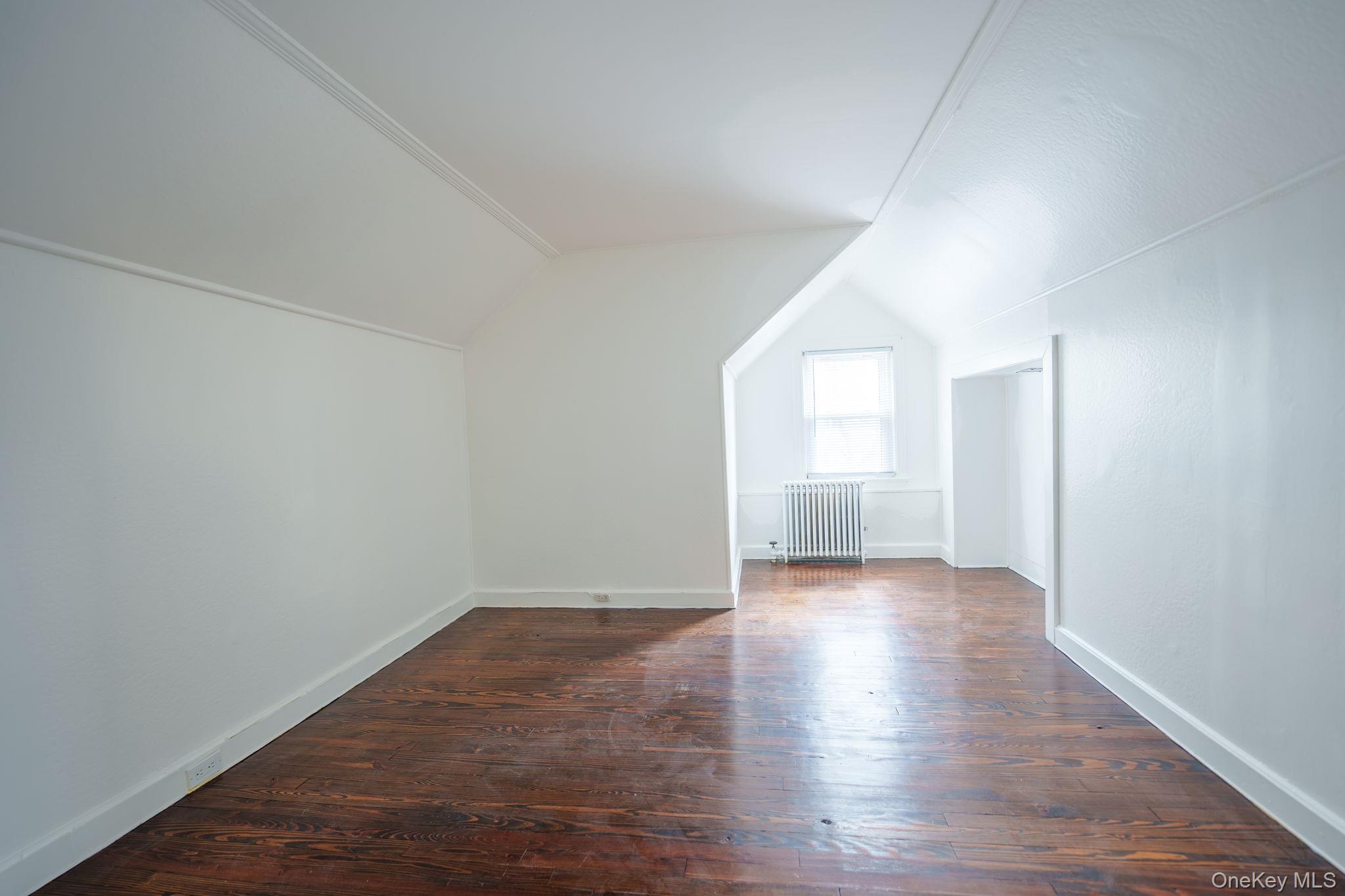 #14 photo, 123 Nugent Street, New Hyde Park , NY 11040