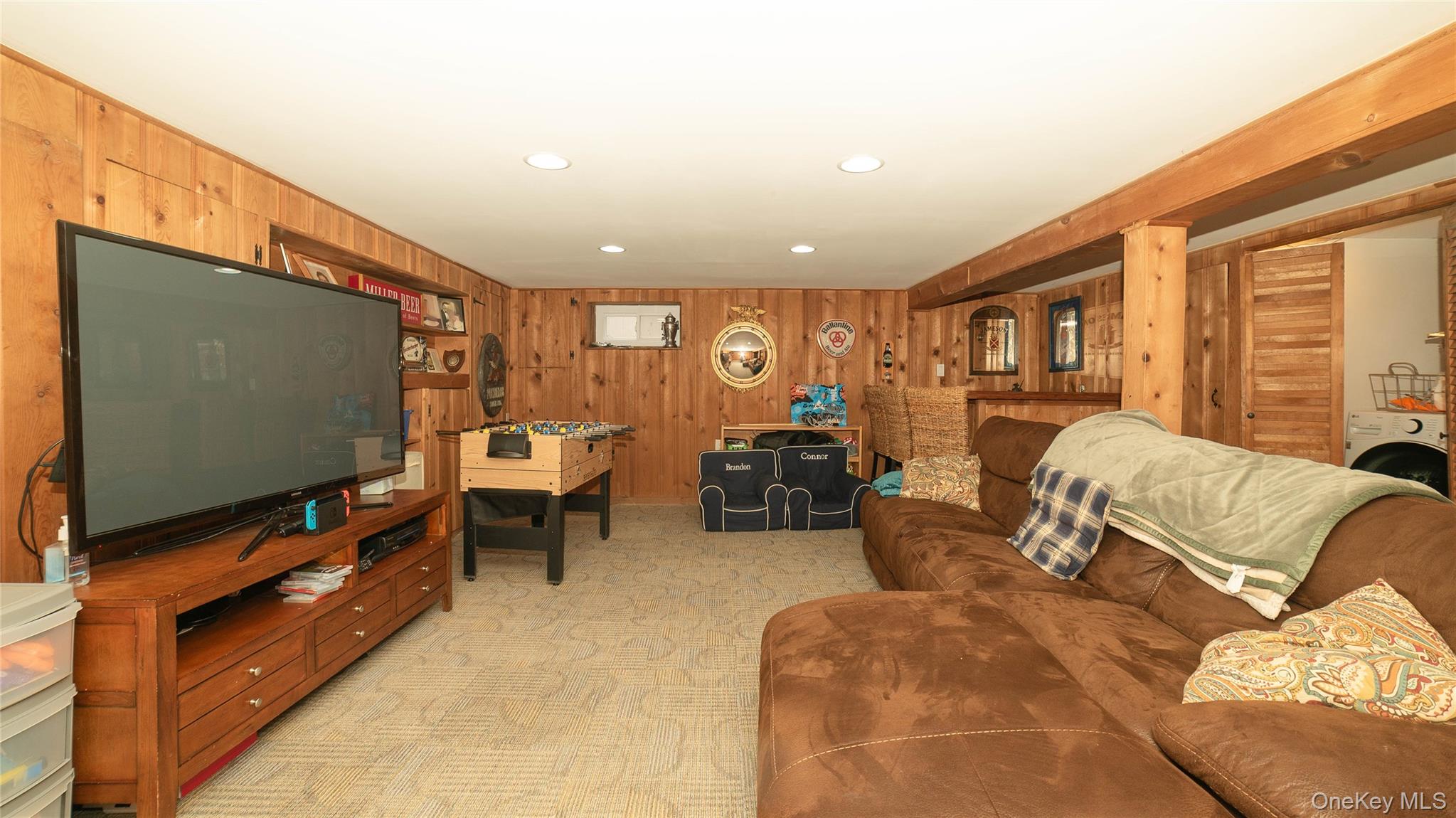 #15 photo, 105 7th Street, Hicksville , NY 11801