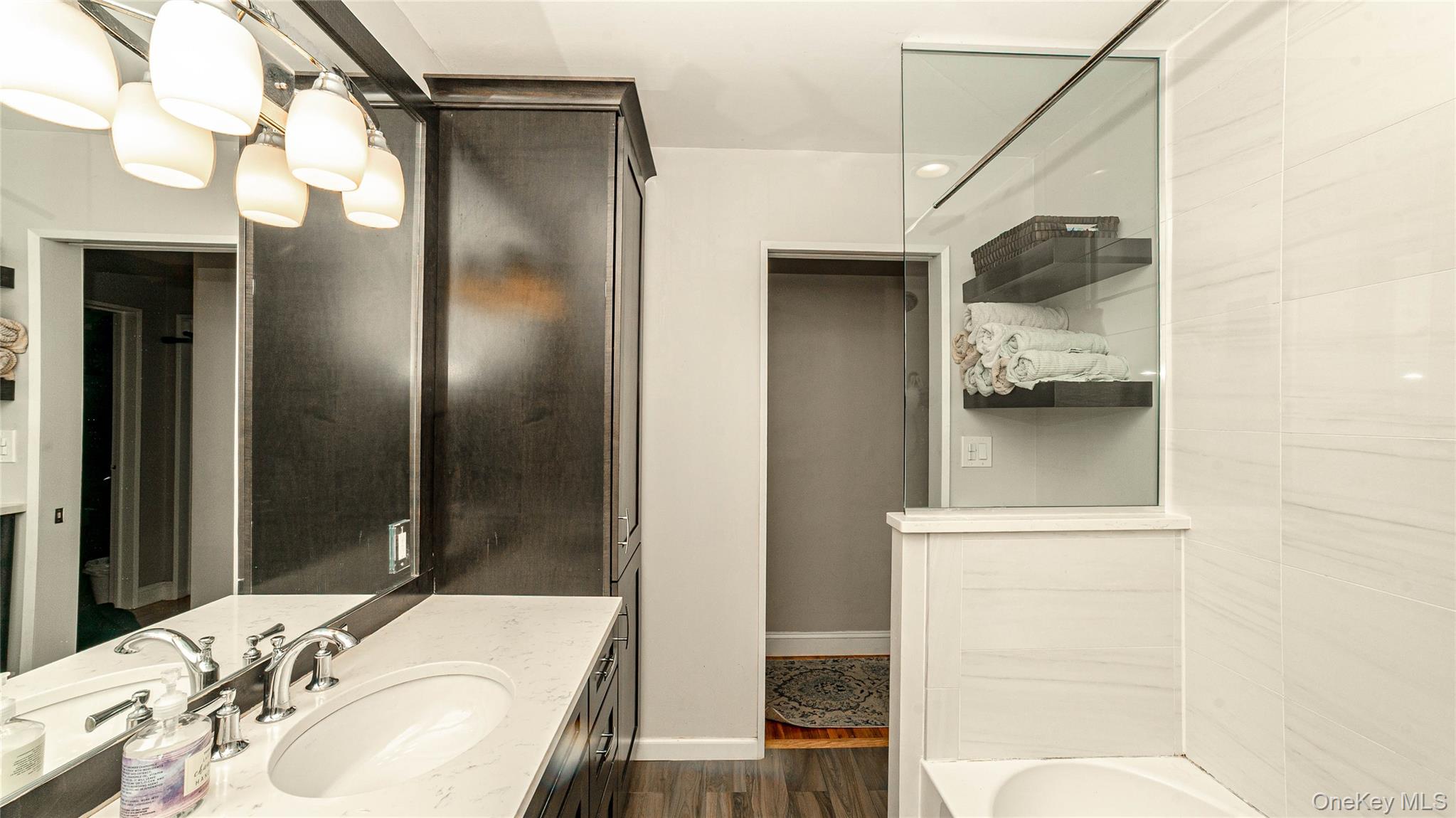 #3 photo, 105 7th Street, Hicksville , NY 11801