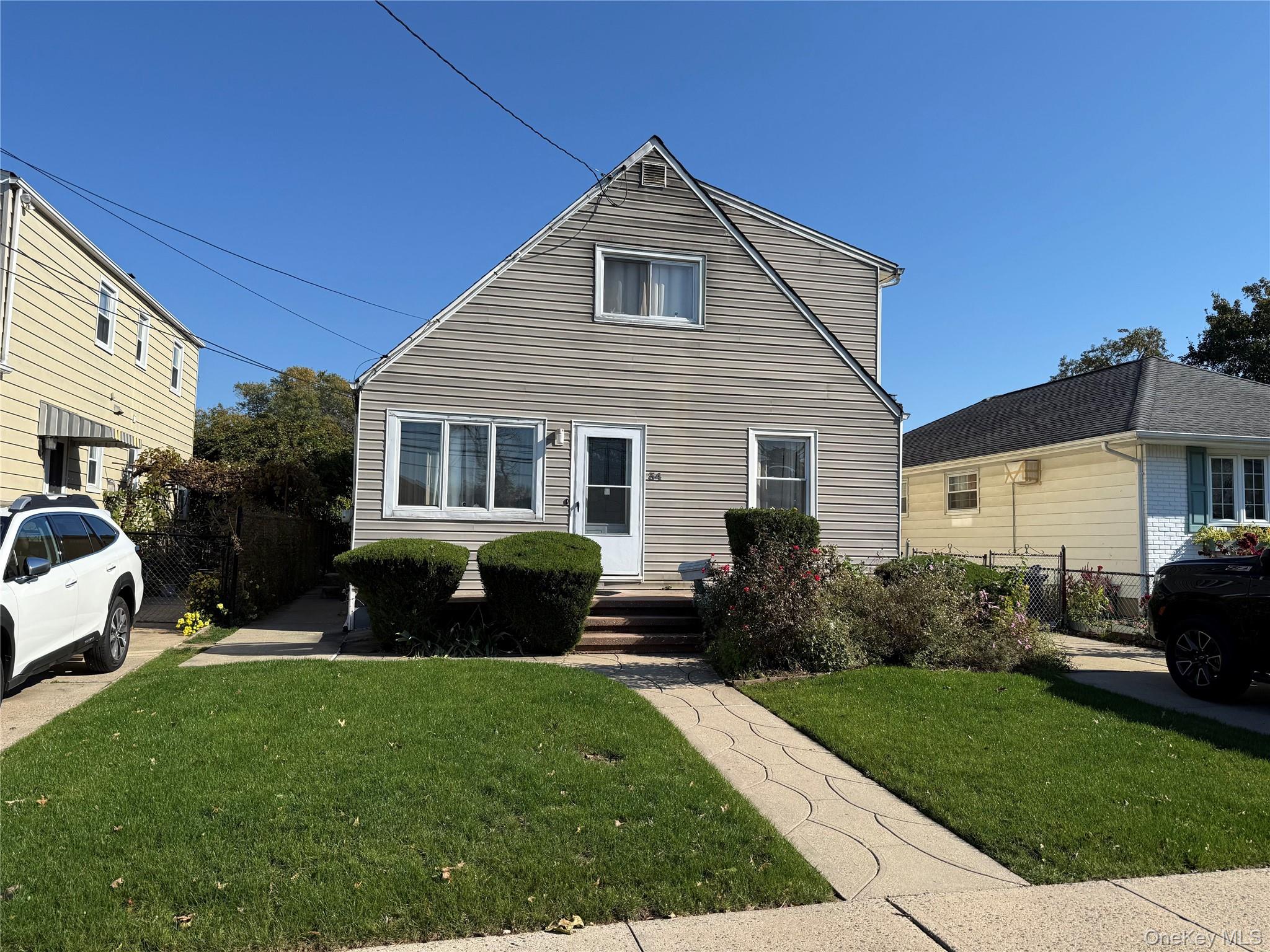 #1 photo, 34 Carleton Street, Westbury , NY 11590