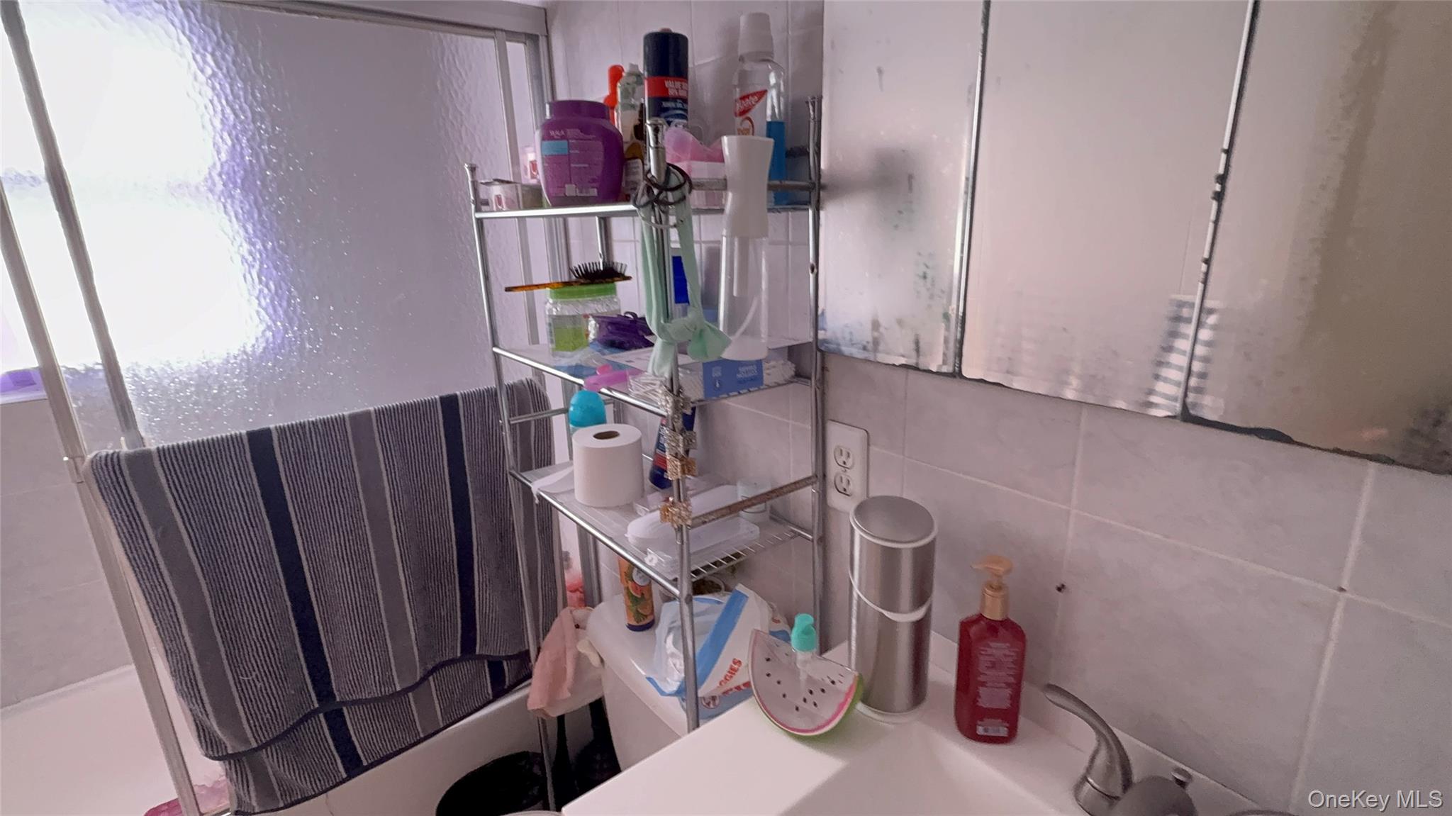 #12 photo, 34 Carleton Street, Westbury , NY 11590