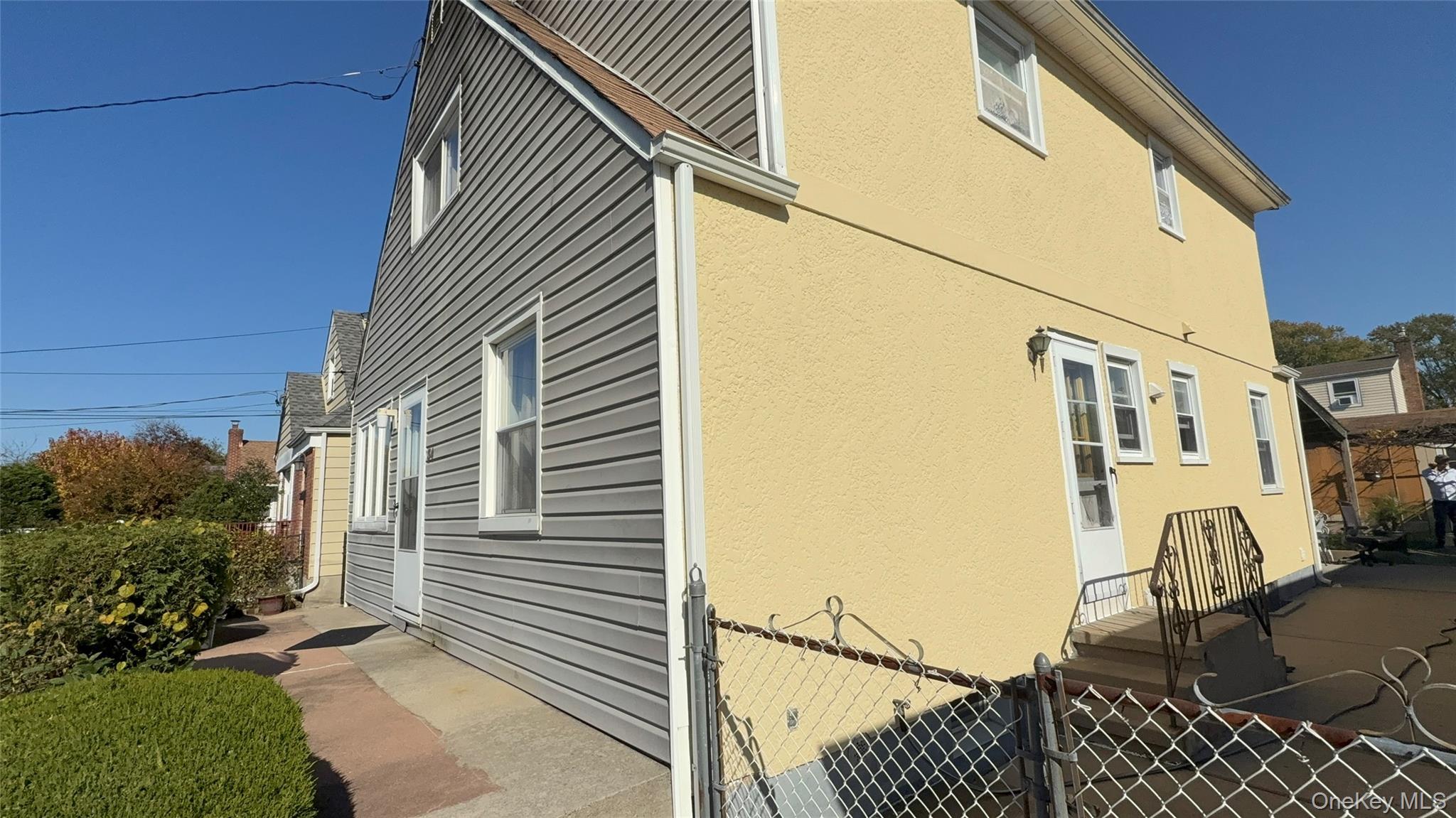 #2 photo, 34 Carleton Street, Westbury , NY 11590