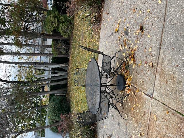 #9 photo, 372 Woodbridge Lane, Jericho , NY 11753