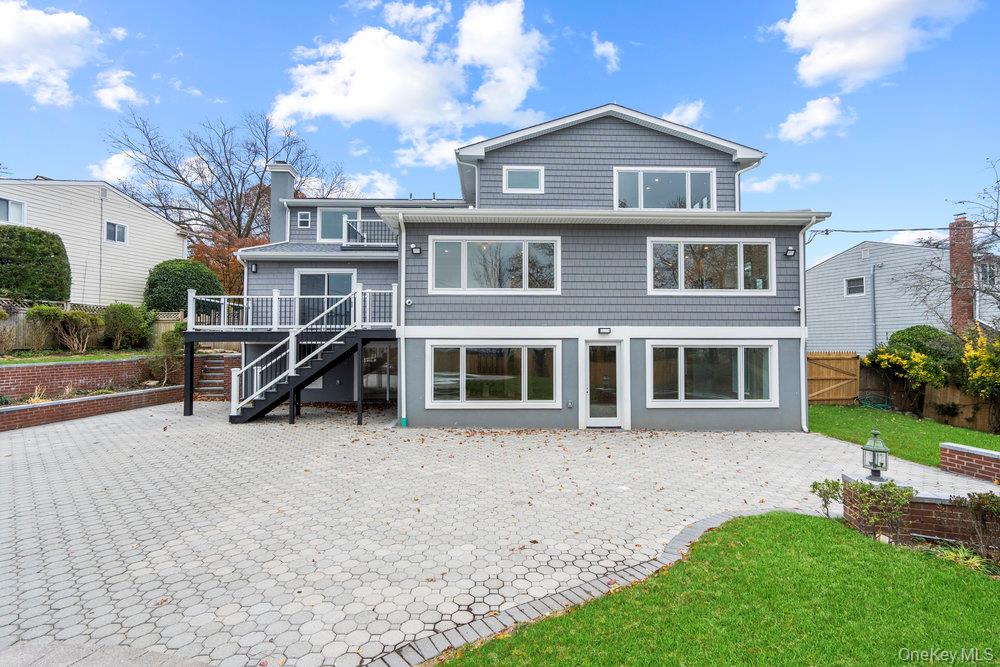 #15 photo, 52 Woodland Road, Roslyn , NY 11576