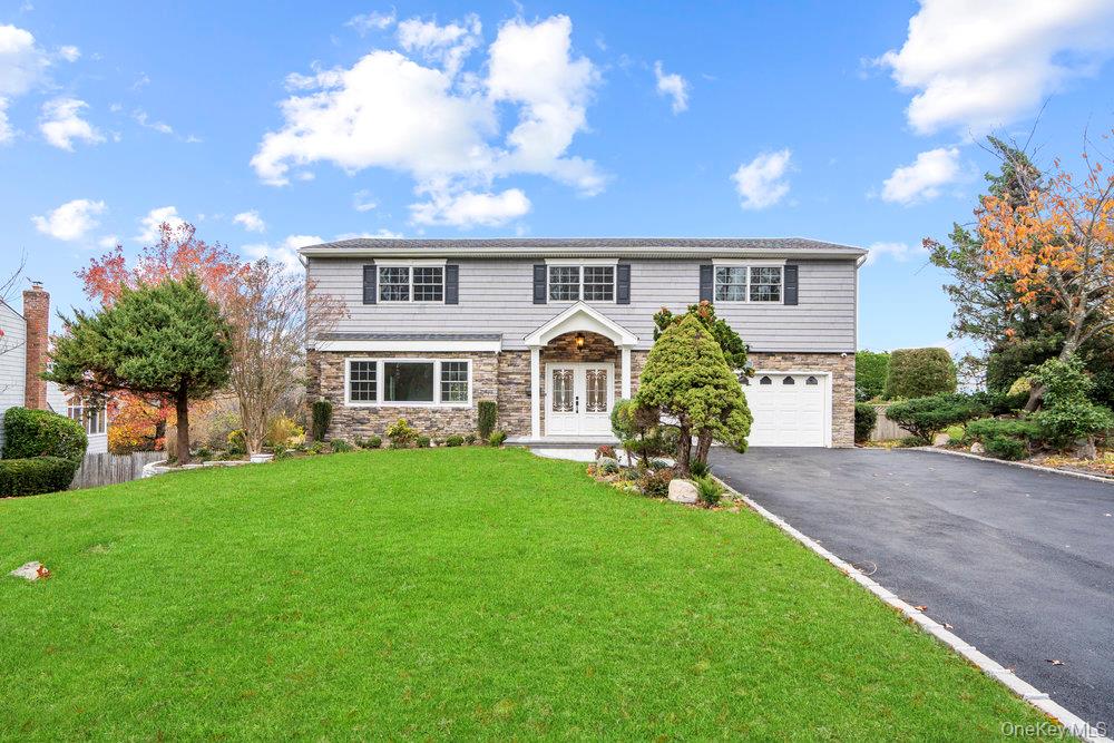 #2 photo, 52 Woodland Road, Roslyn , NY 11576