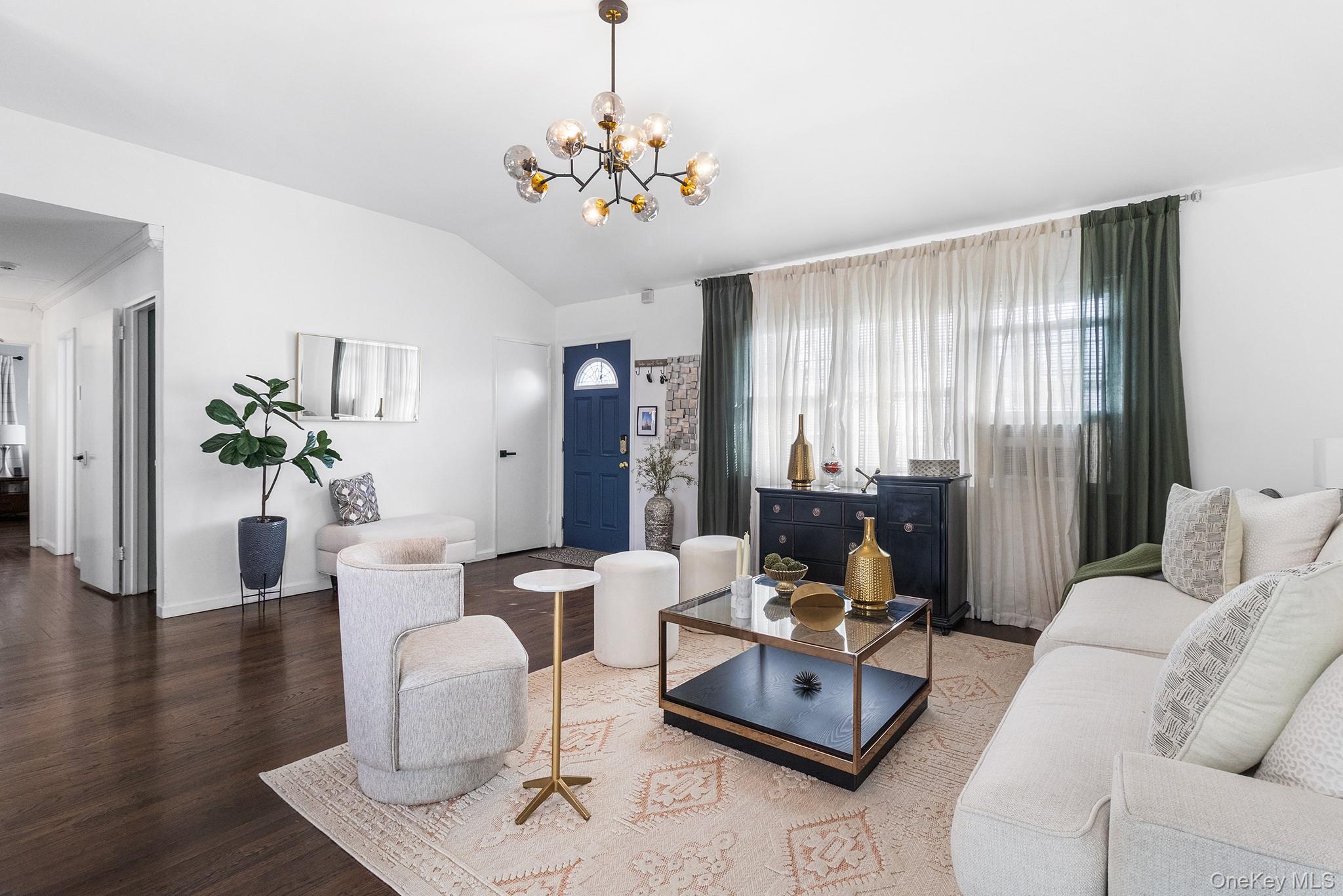 #5 photo, 9 Elberta Drive, East Northport , NY 11731