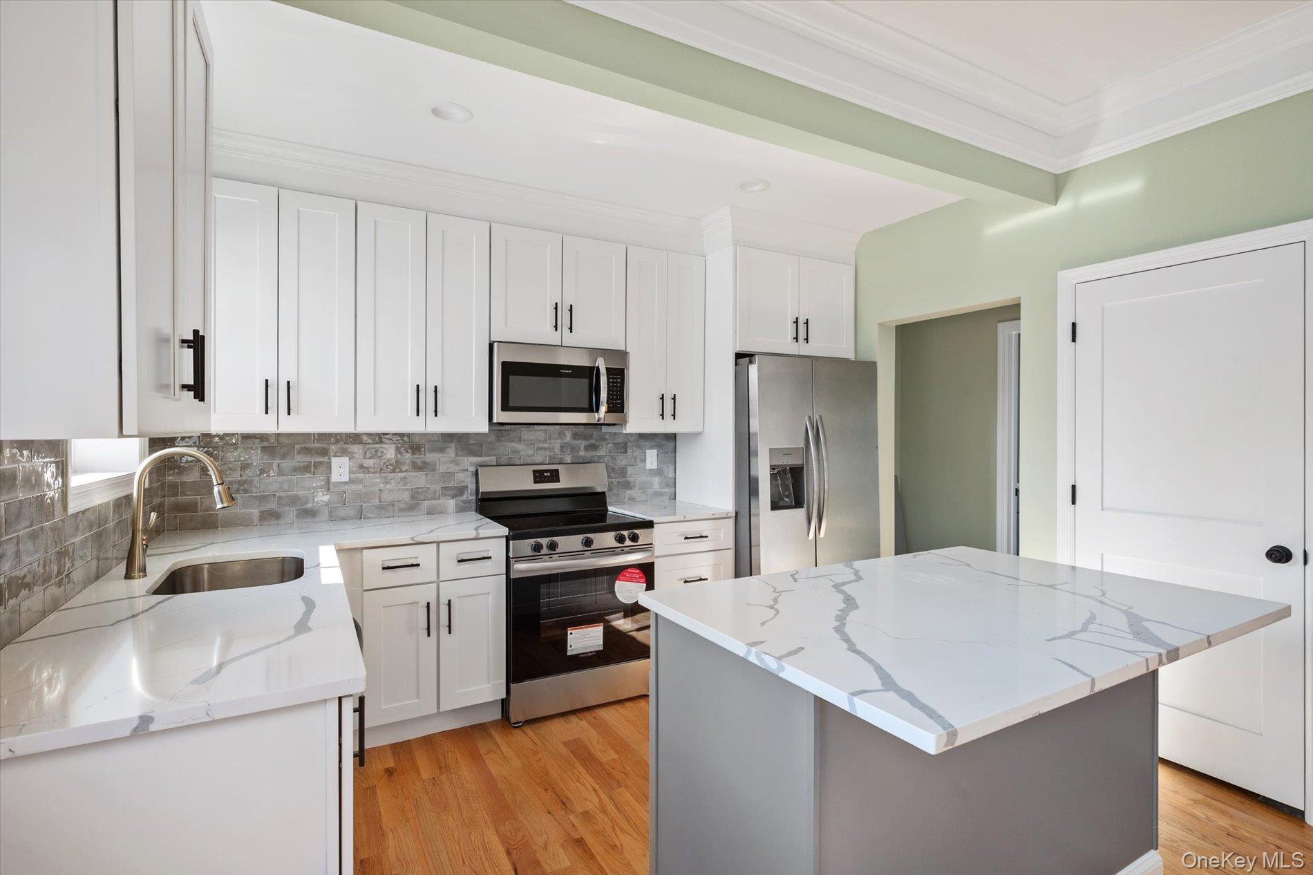 #12 photo, 3 Williams Avenue, 東長島 Amityville , NY 11701