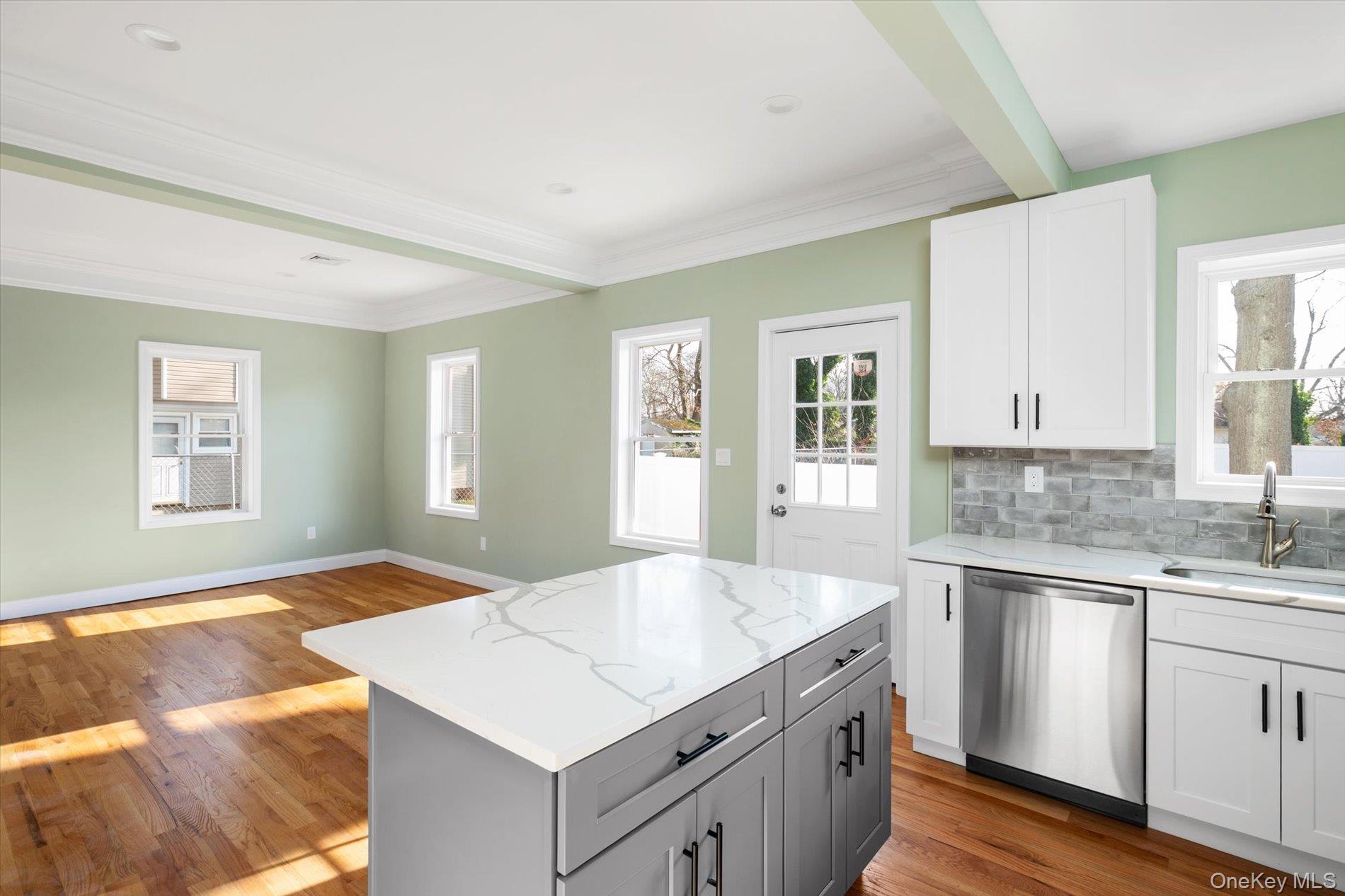 #13 photo, 3 Williams Avenue, 東長島 Amityville , NY 11701