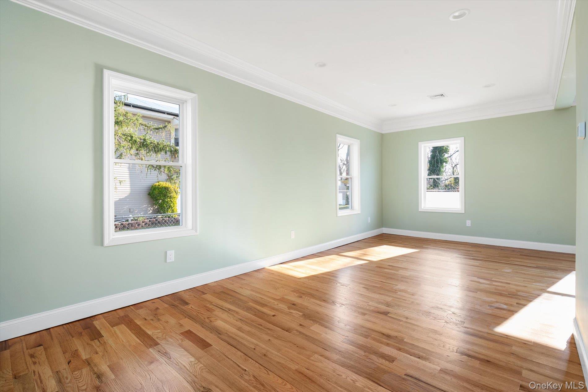 #6 photo, 3 Williams Avenue, 東長島 Amityville , NY 11701