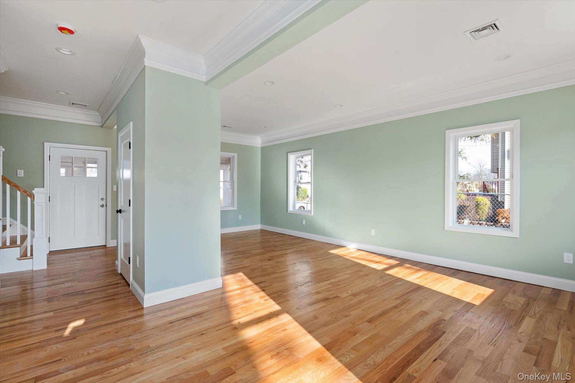 #9 photo, 3 Williams Avenue, 東長島 Amityville , NY 11701