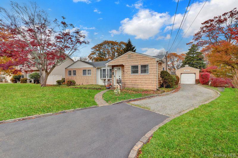 #2 photo, 35 19th Avenue, Bay Shore , NY 11706