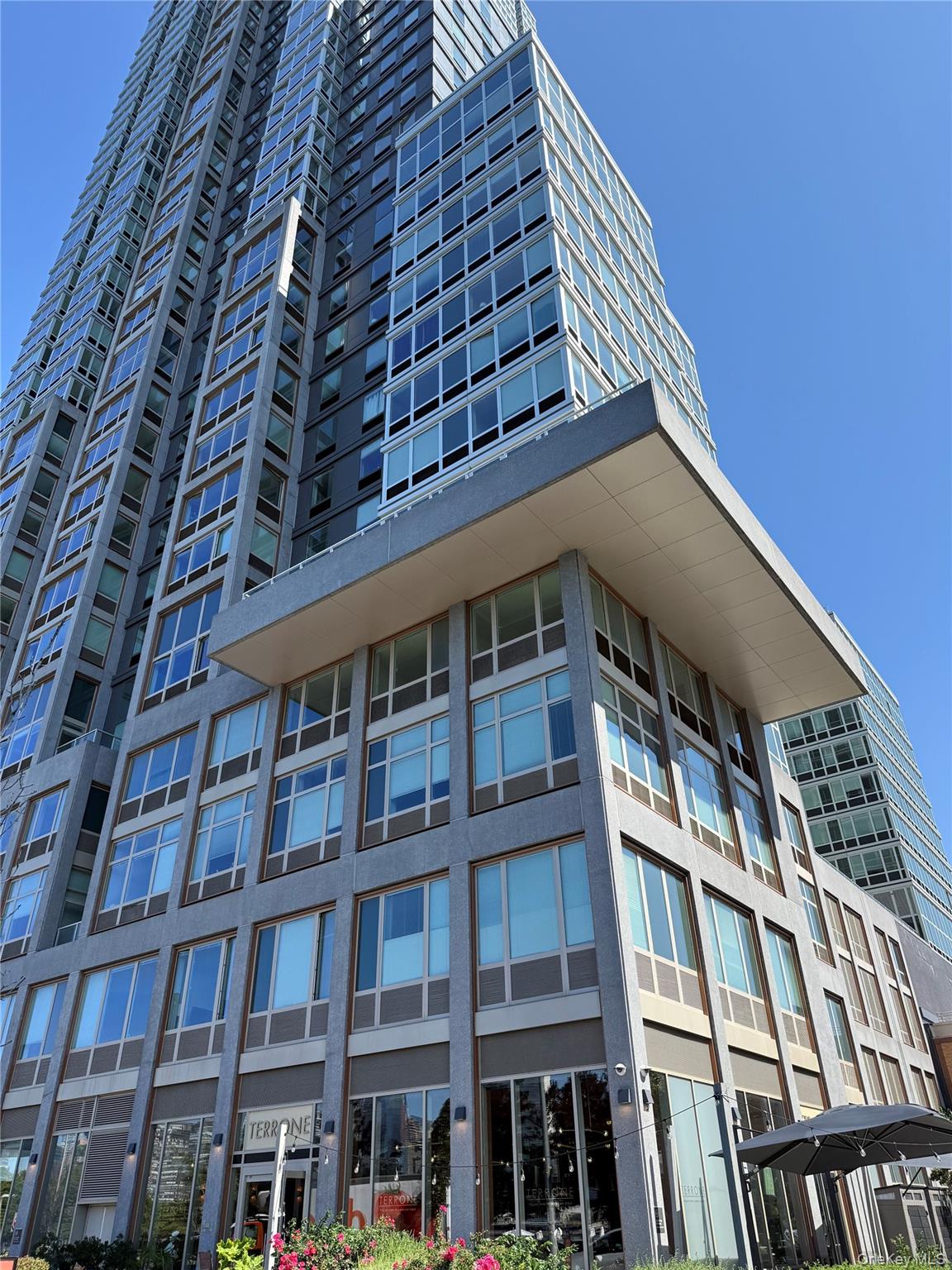 #3 photo, 52-03 Center Boulevard, Long Island City , NY 11101