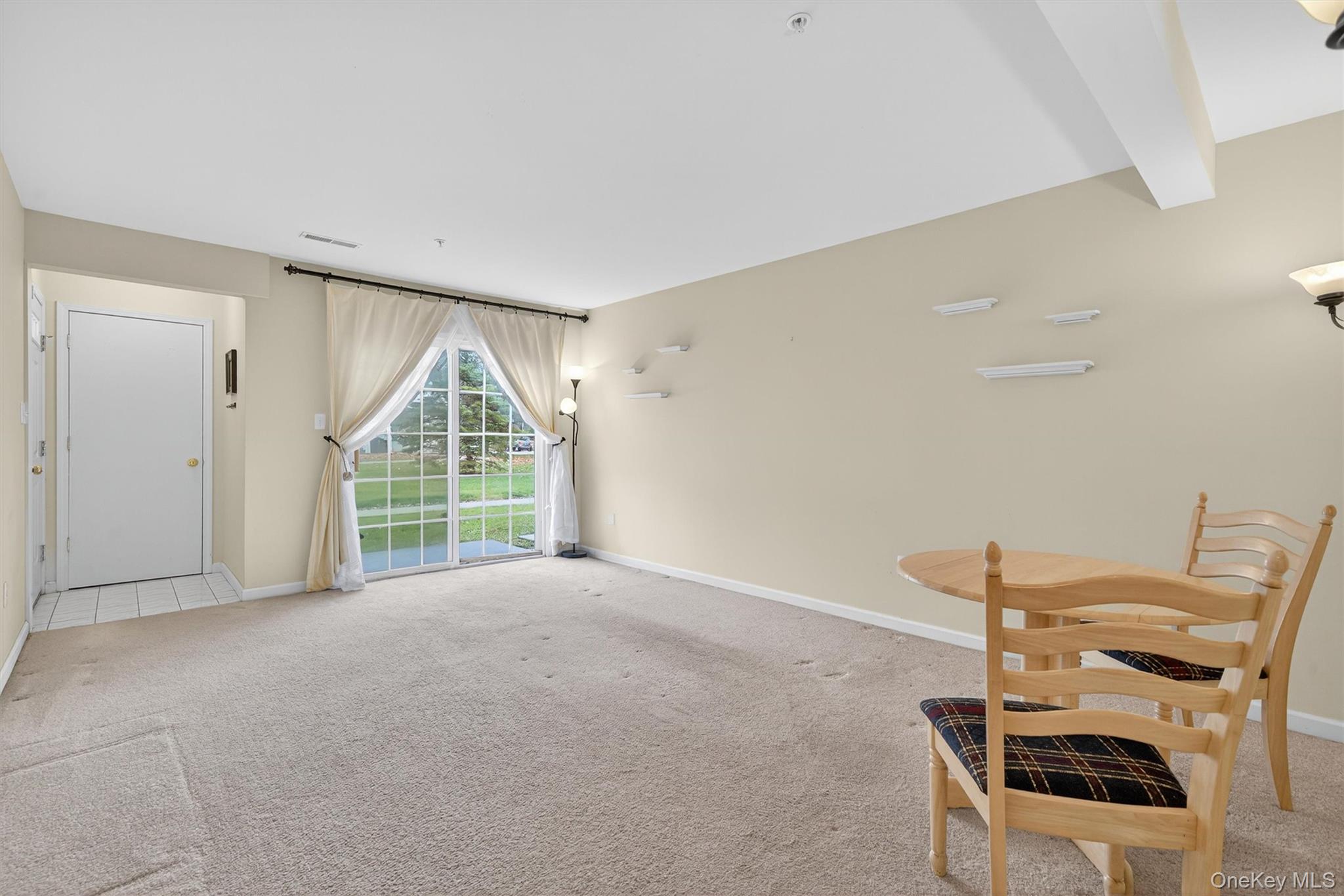 #5 photo, 261 Ruth Court, Middletown , NY 10940