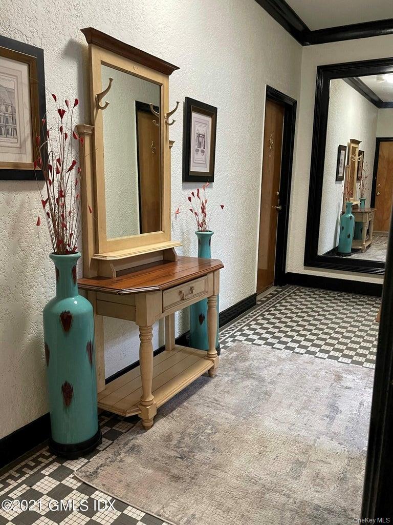 #3 photo, 271 Greenwich Avenue, Greenwich , CT 06830