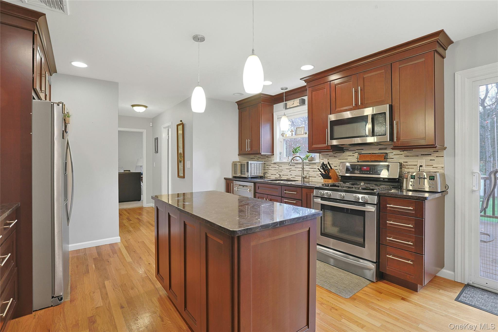 #11 photo, 30 Pelham Avenue, Nanuet , NY 10954