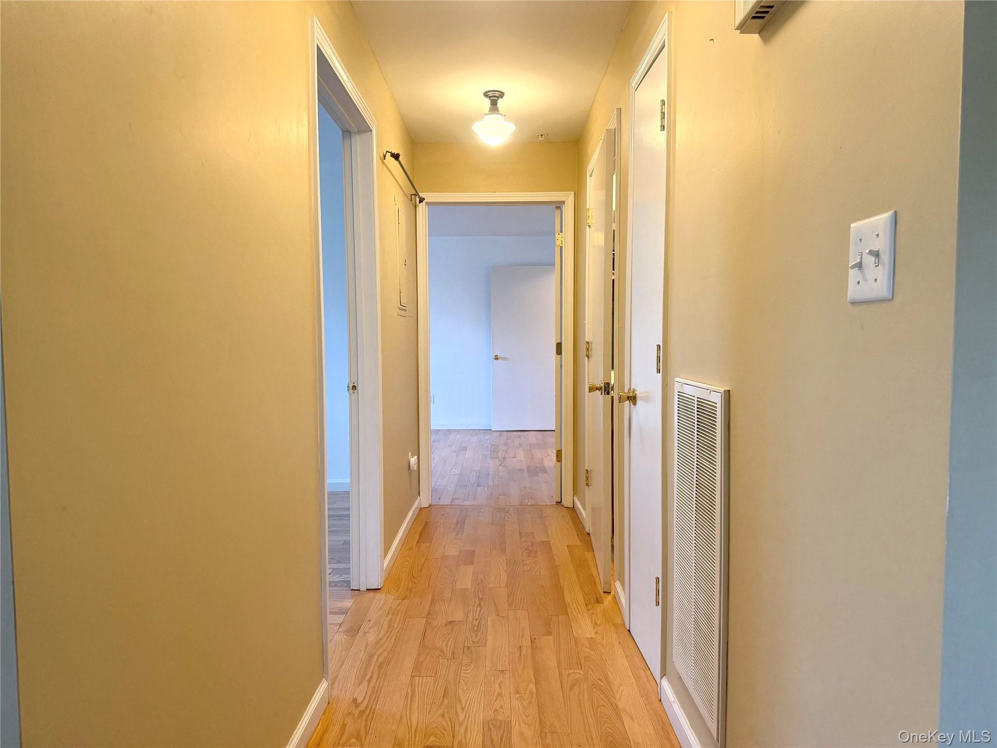 #10 photo, 215 Ruth Court, Middletown , NY 10940