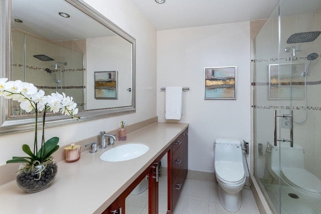 #8 photo, New York City, Turtle Bay , NY 10017