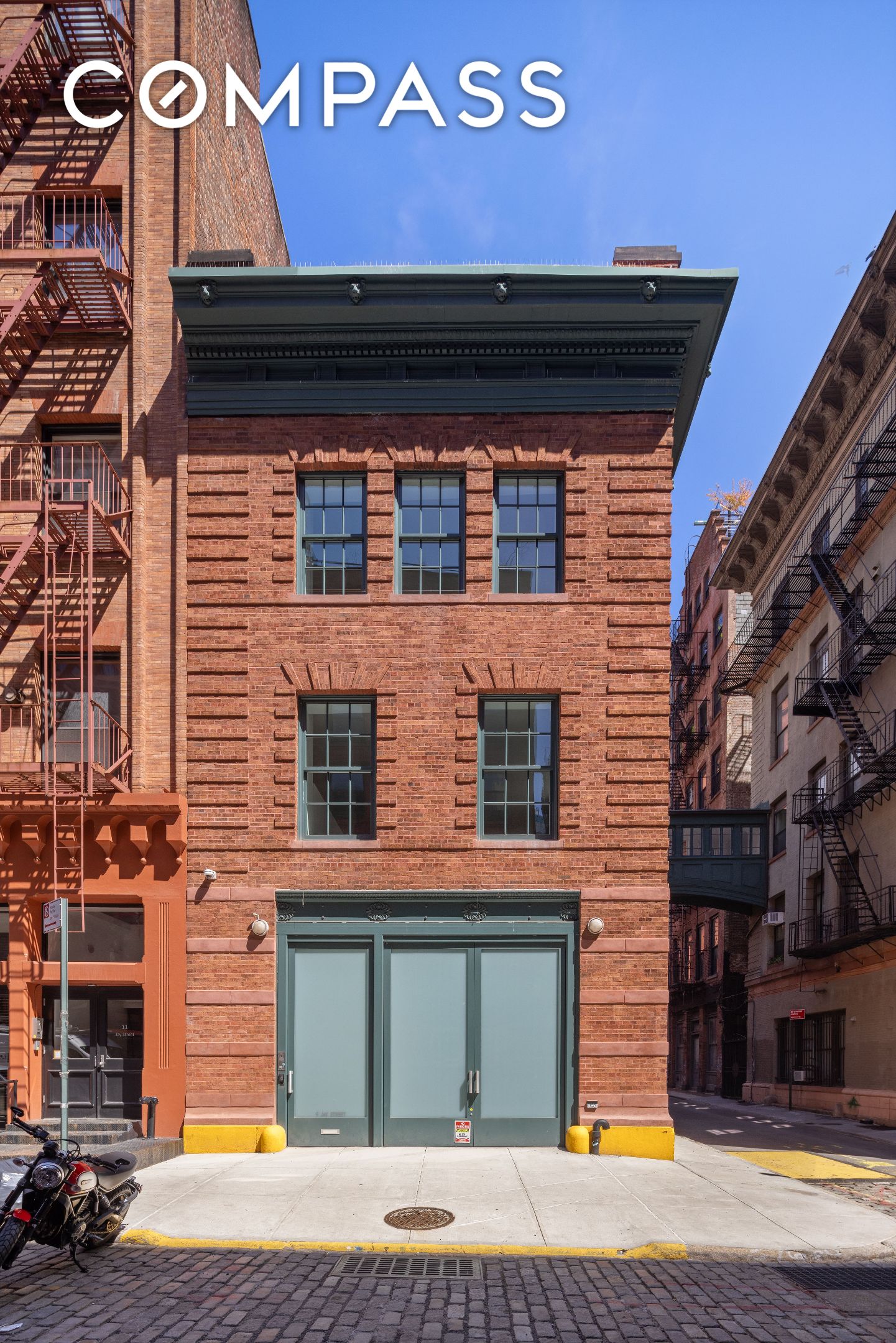 #4 photo, 9 Jay Street, TriBeCa , NY 10013