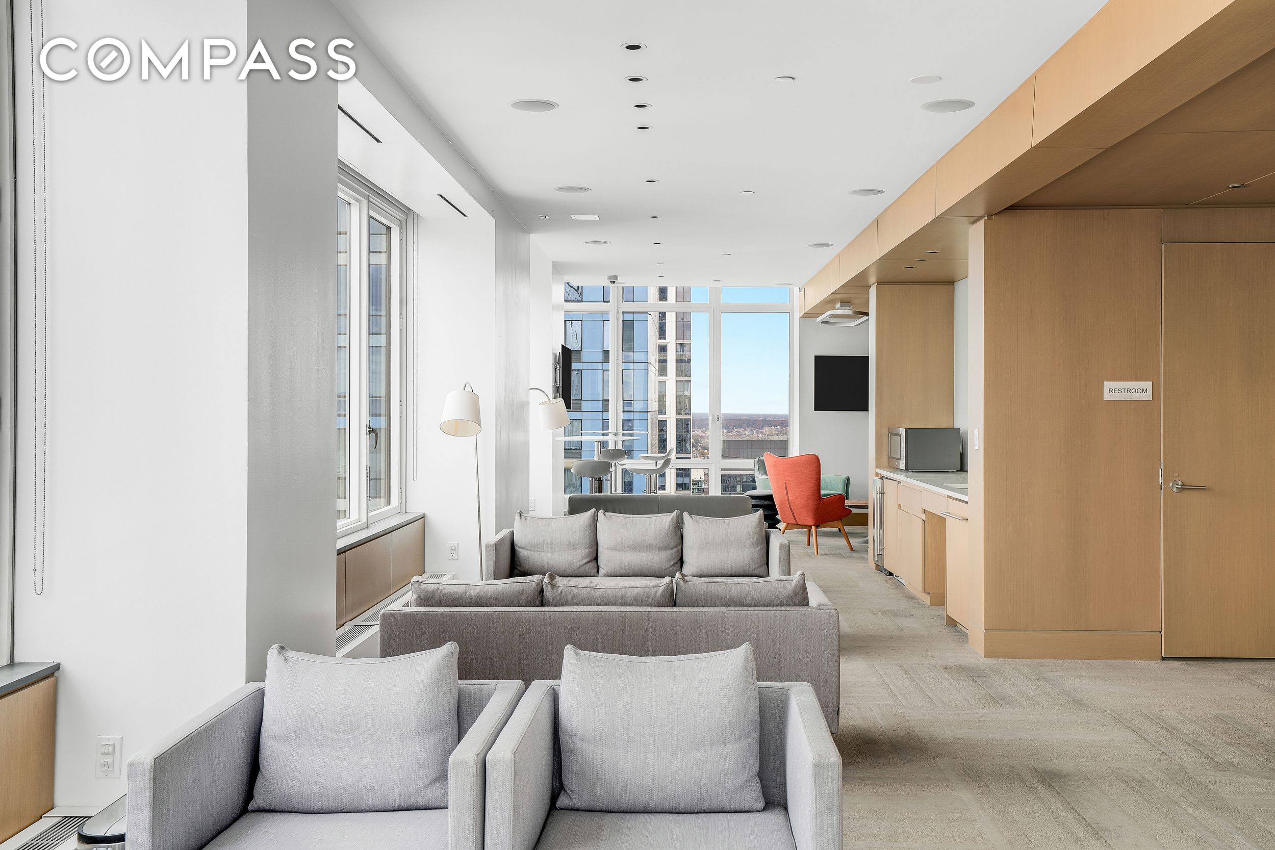 #16 photo, 388 Bridge Street, Downtown Brooklyn , NY 11201