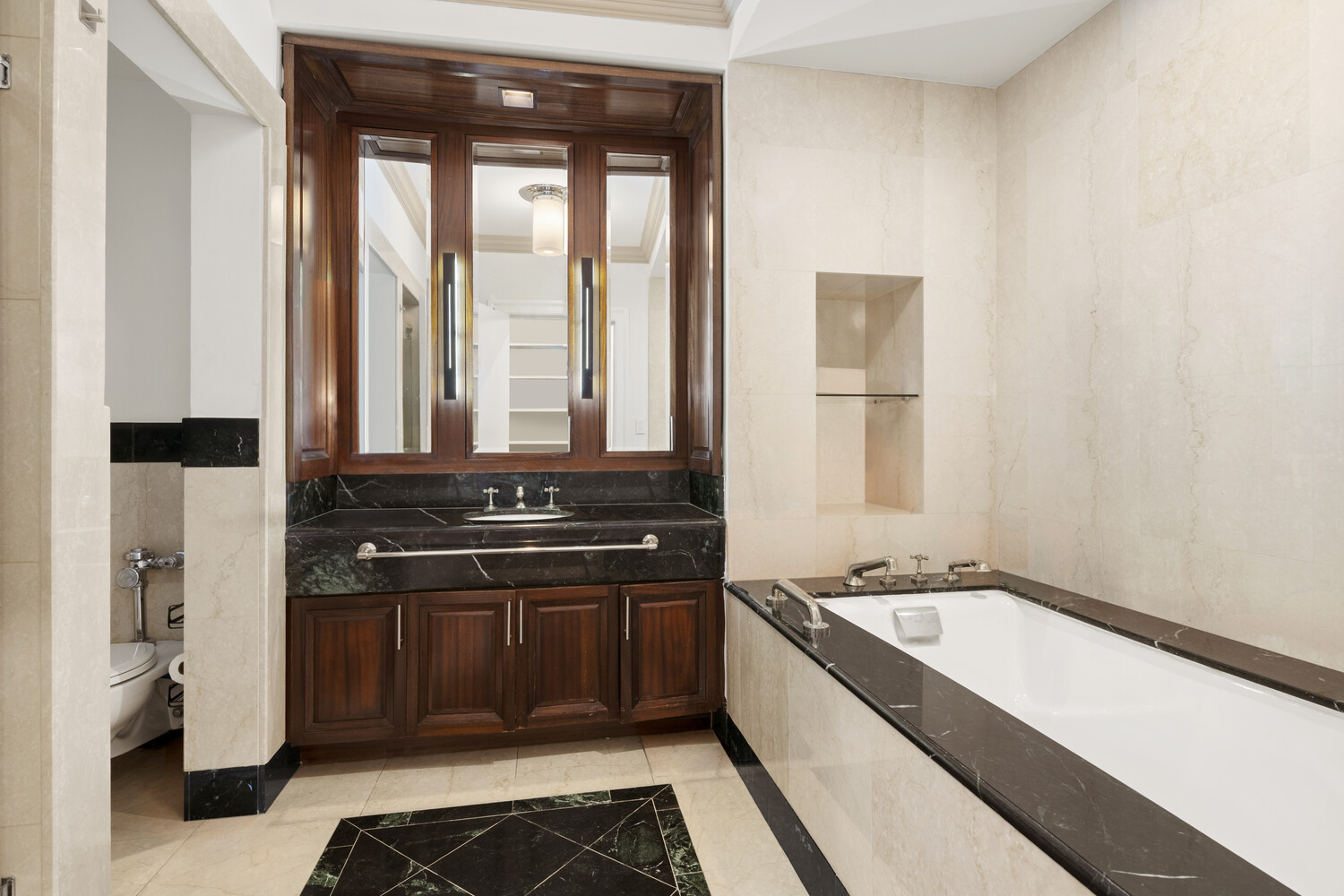 #5 photo, 55 WALL Street, Financial District , NY 10005