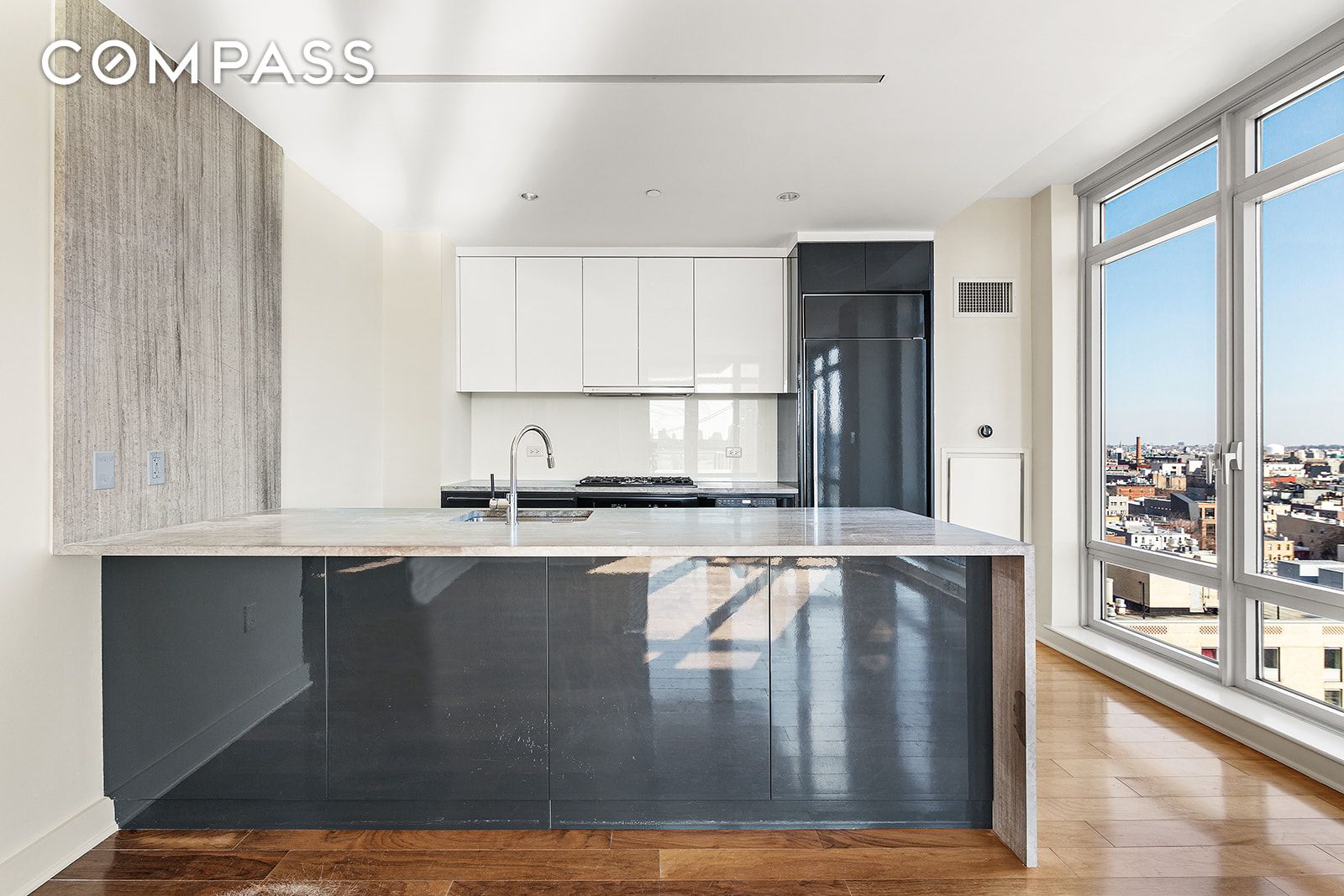 #4 photo, Brooklyn, Williamsburg , NY 11249