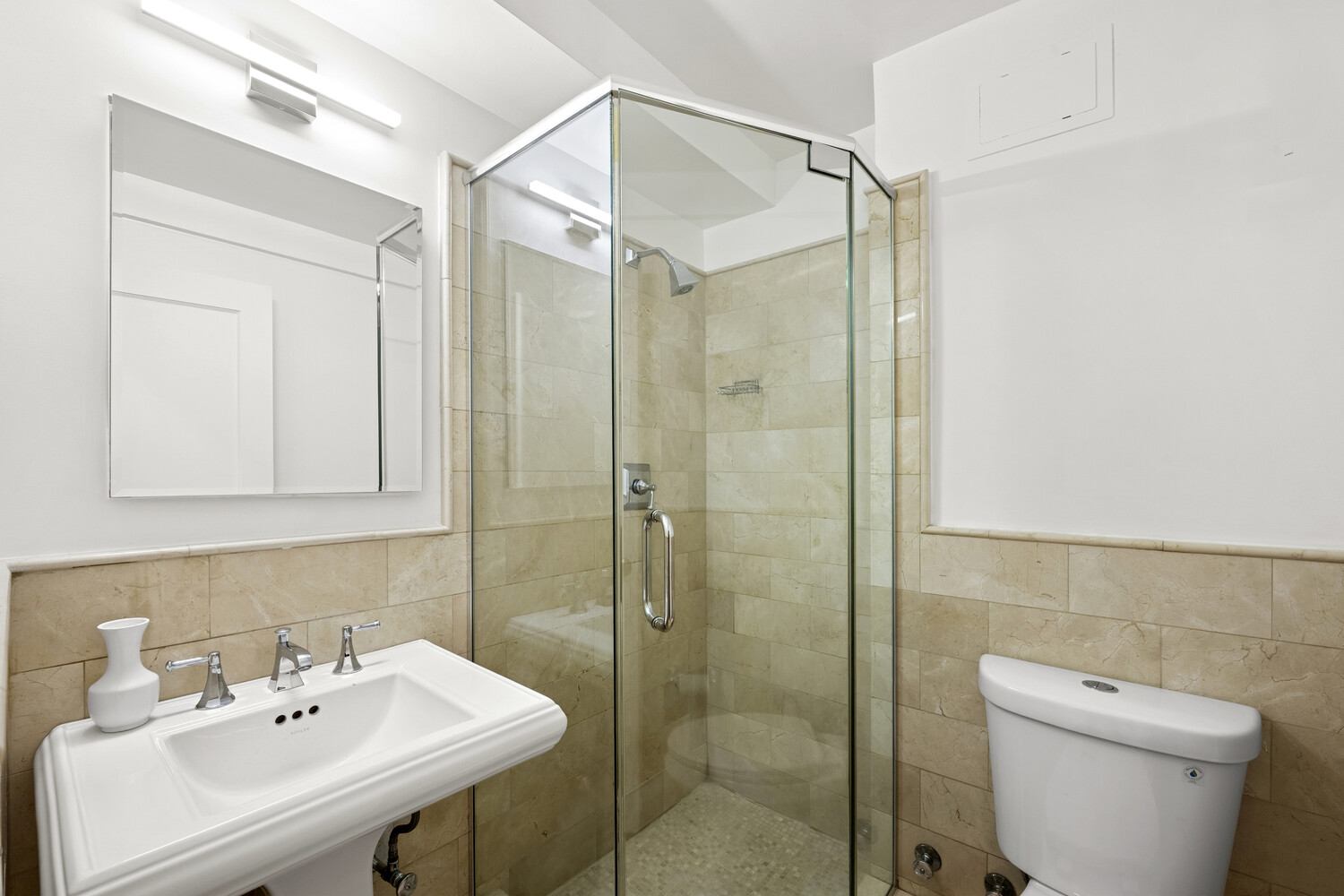 #10 photo, 135 E 54TH Street, Midtown East , NY 10022