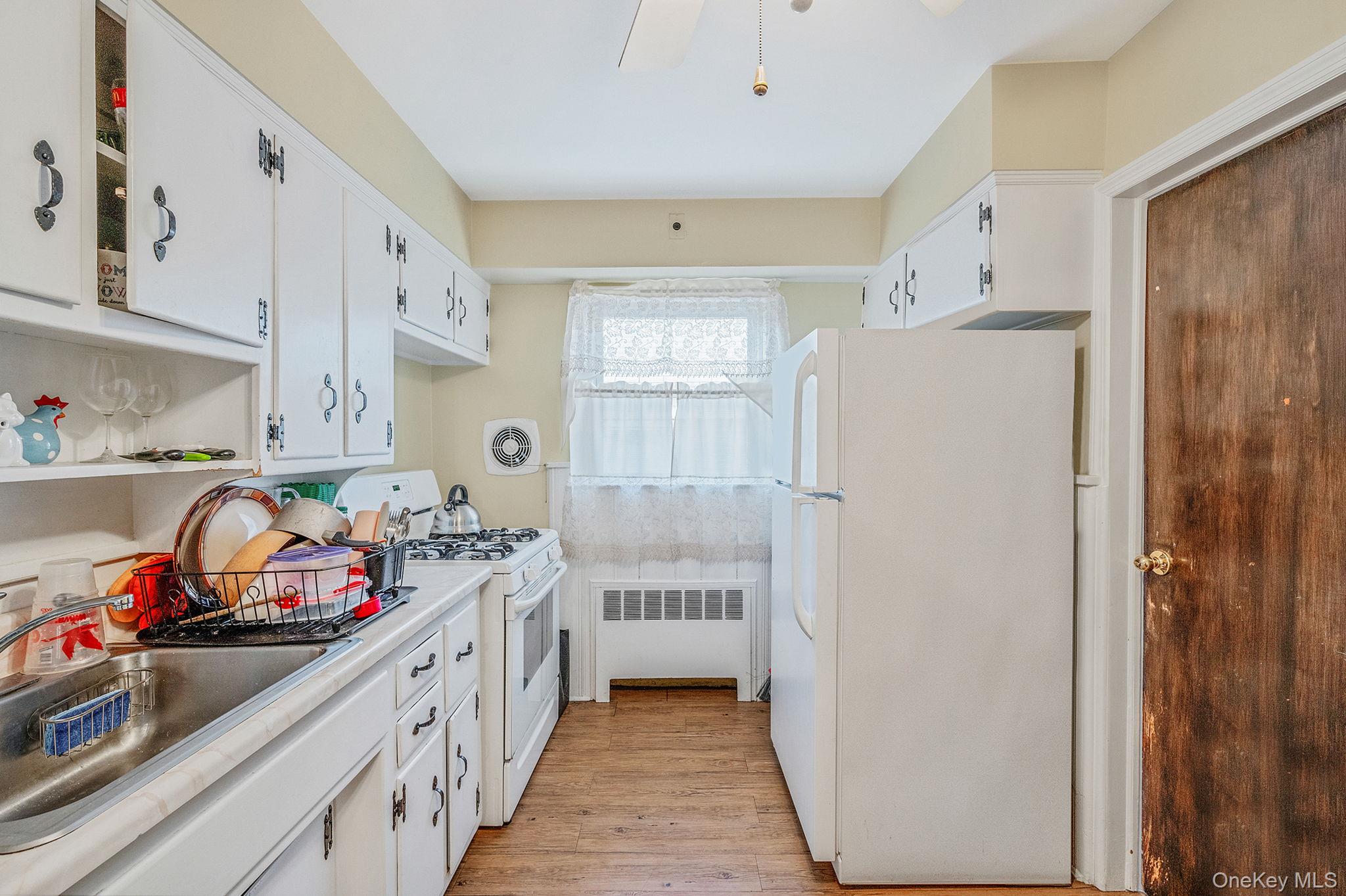 #19 photo, 34 Meyer Avenue, Valley Stream , NY 11580