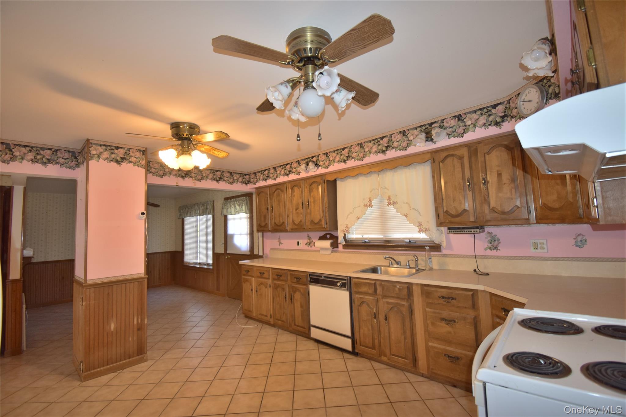 #5 photo, 297 Clarice Boulevard, サフォーク郡 Holbrook , NY 11741