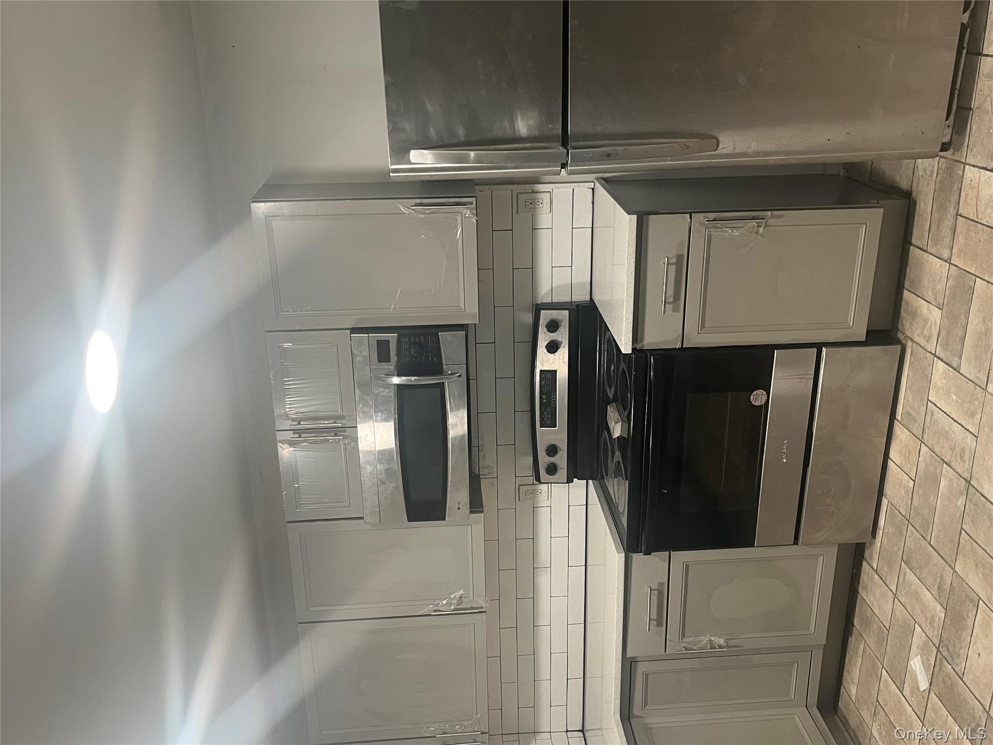 #1 photo, 637 Veterans Highway, Smithtown , NY 11787