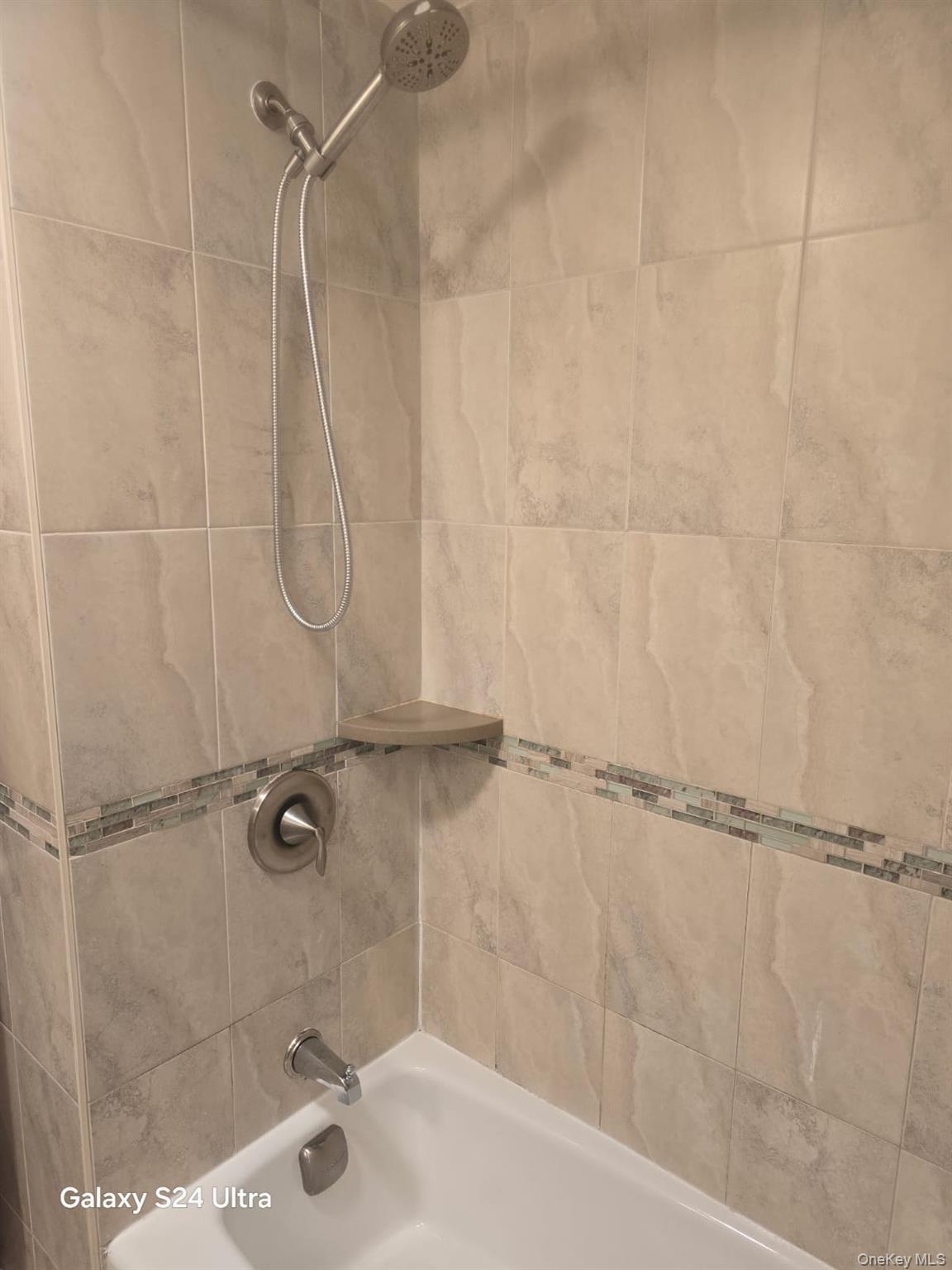 #4 photo, 740 Dogwood Avenue, Franklin Square , NY 11010