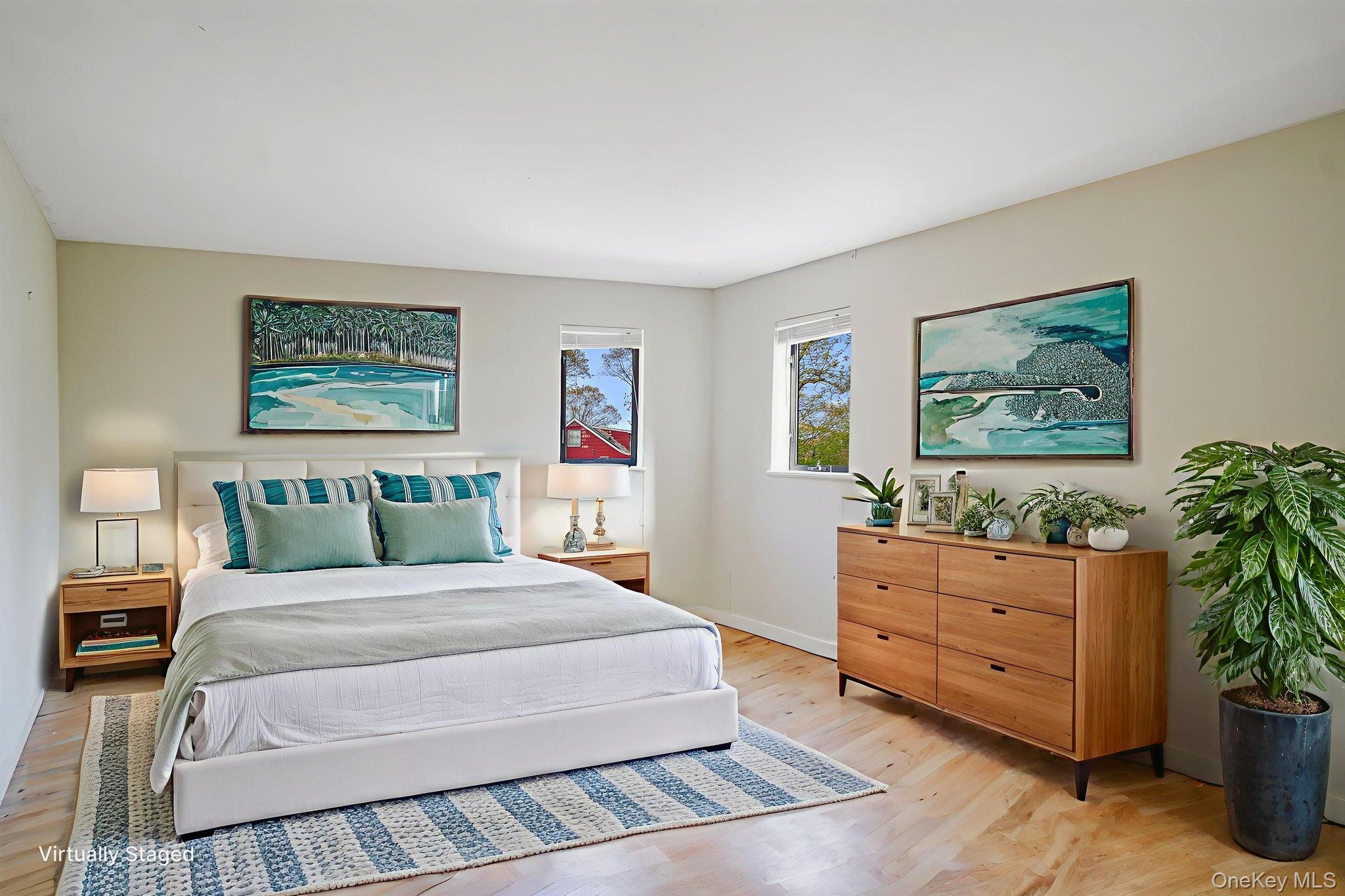 #15 photo, 290 Montauk Highway, Southampton , NY 11968